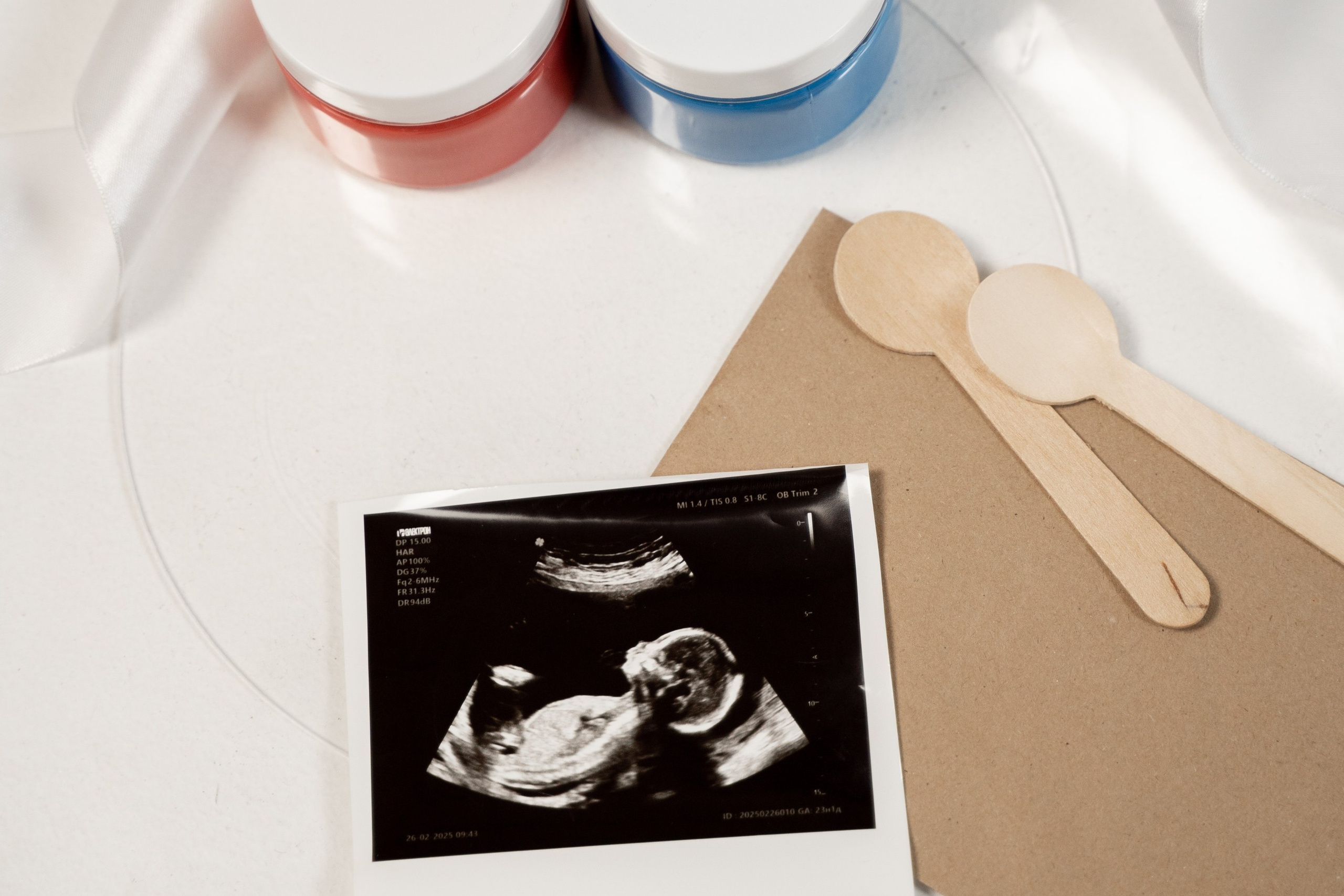 Гендер пати — с краской