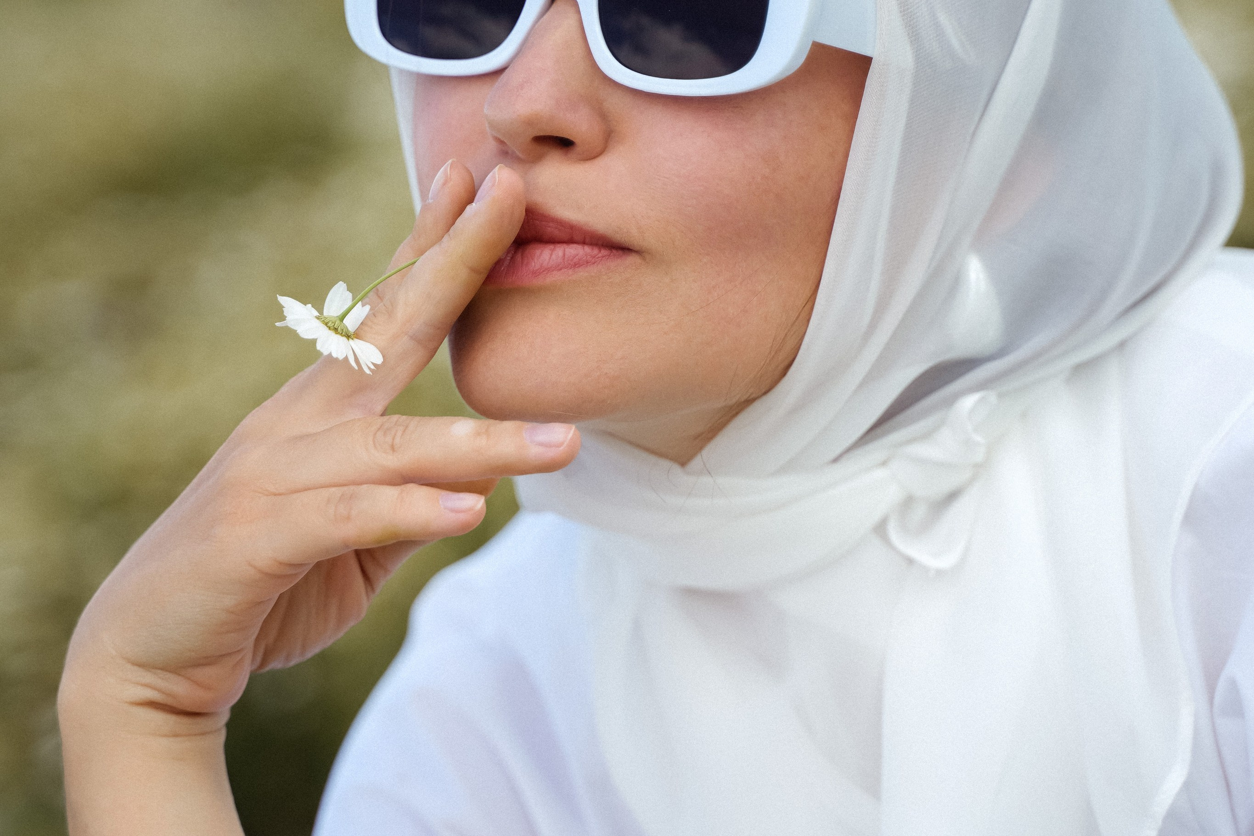 Таня в ромашках