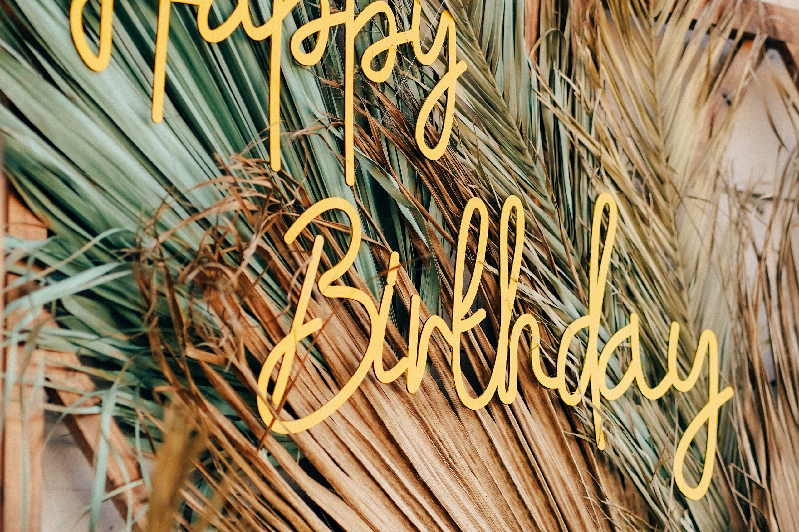 День рождения по-гавайски