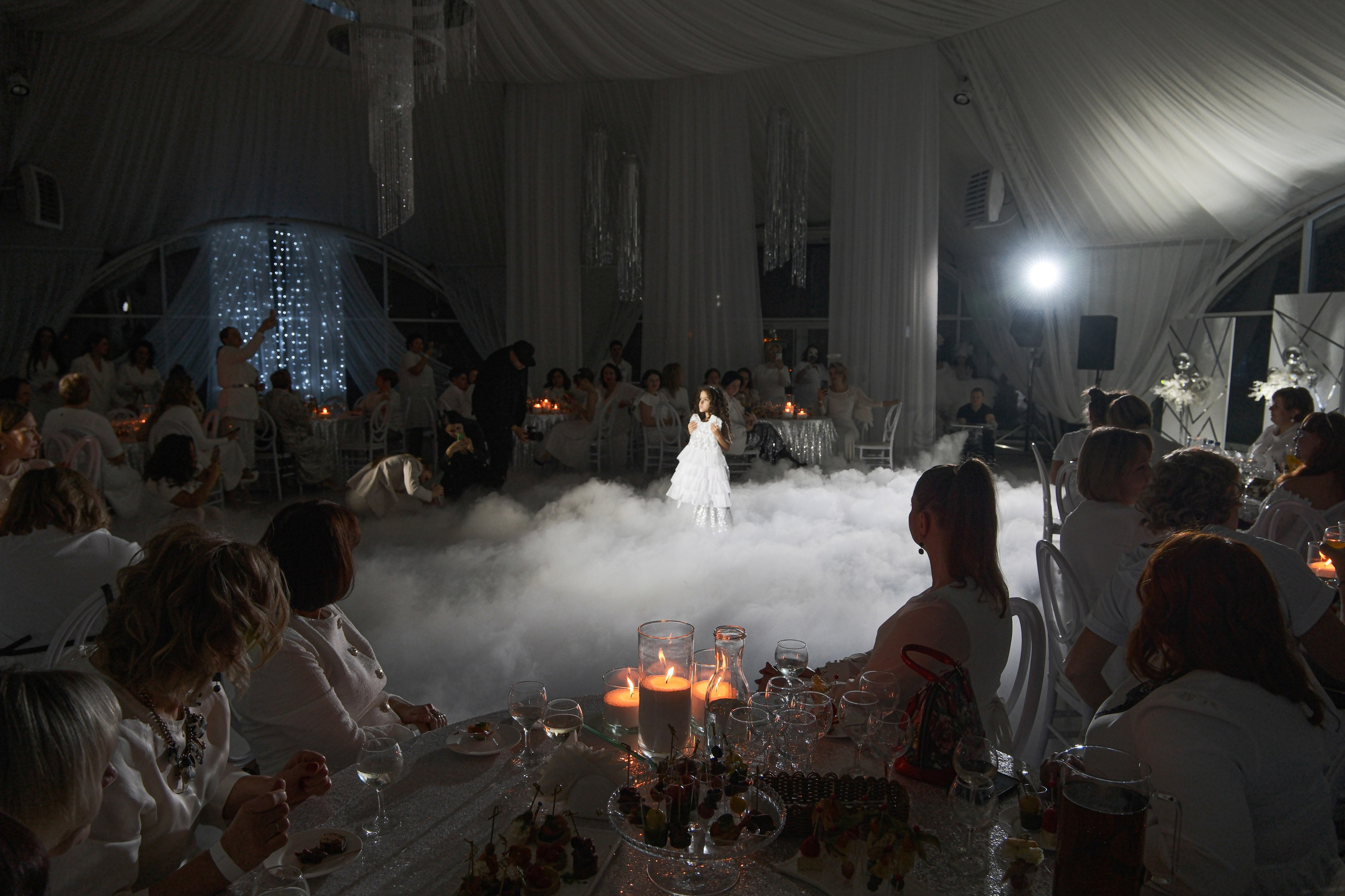 Завтрак в платьях. Главная