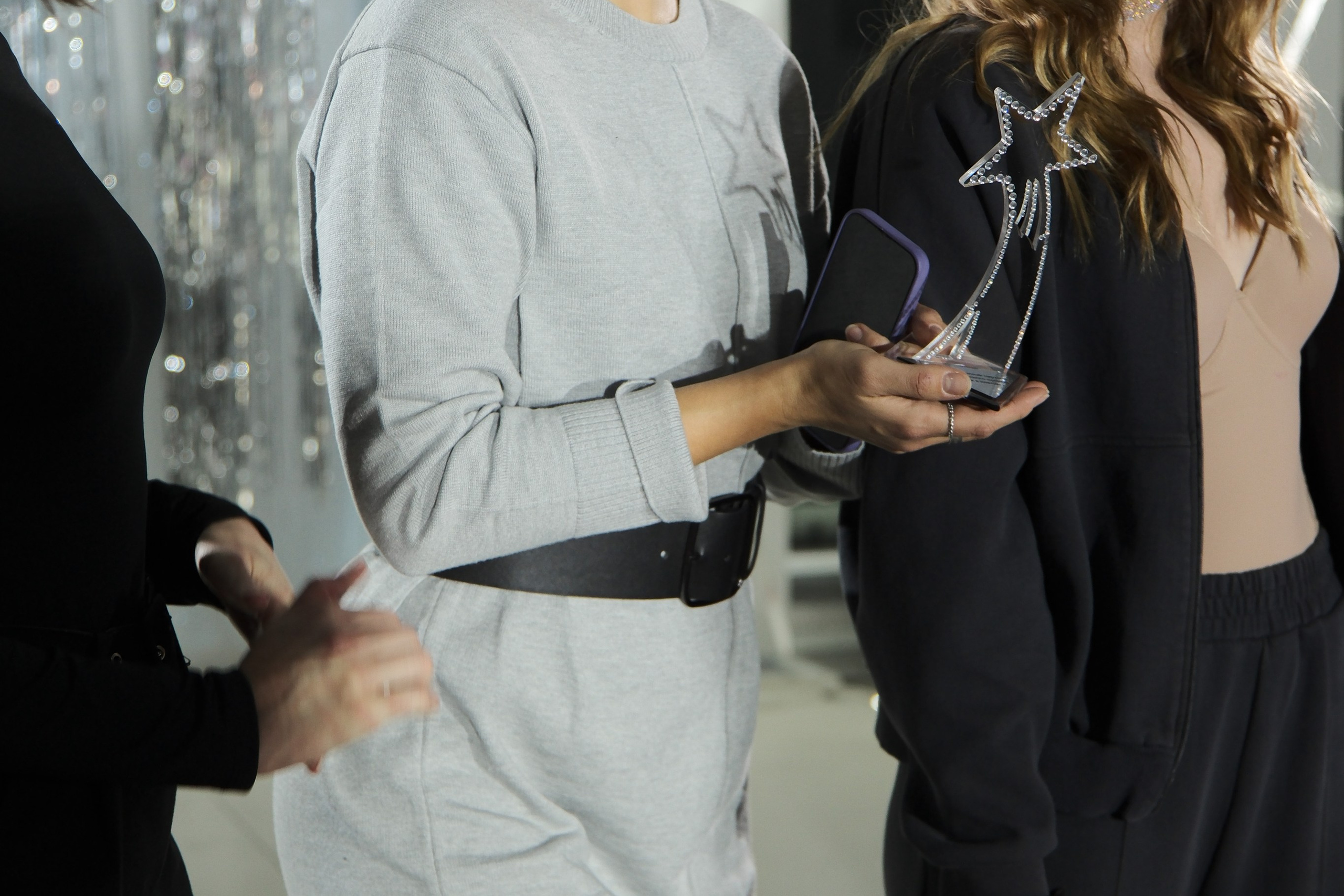 Завтрак в платьях. Главная