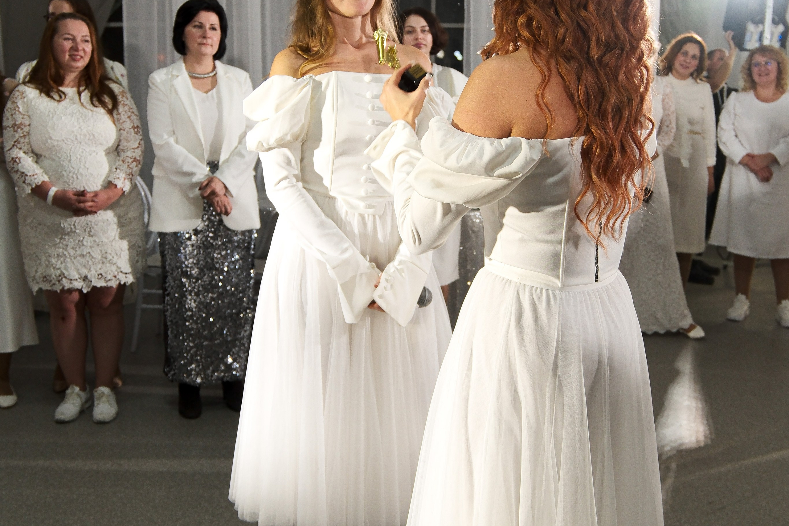 Завтрак в платьях. Главная