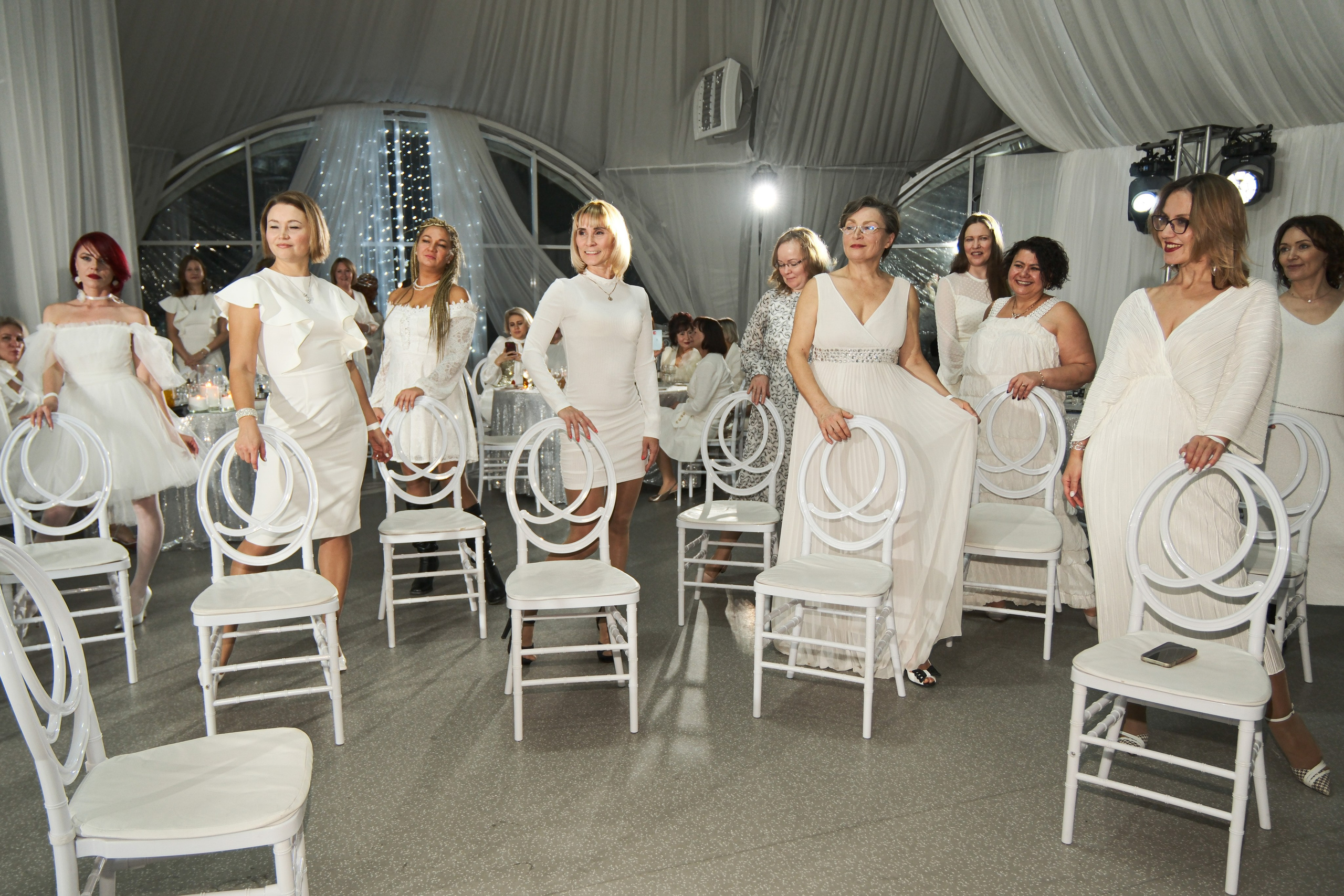 Завтрак в платьях. Главная