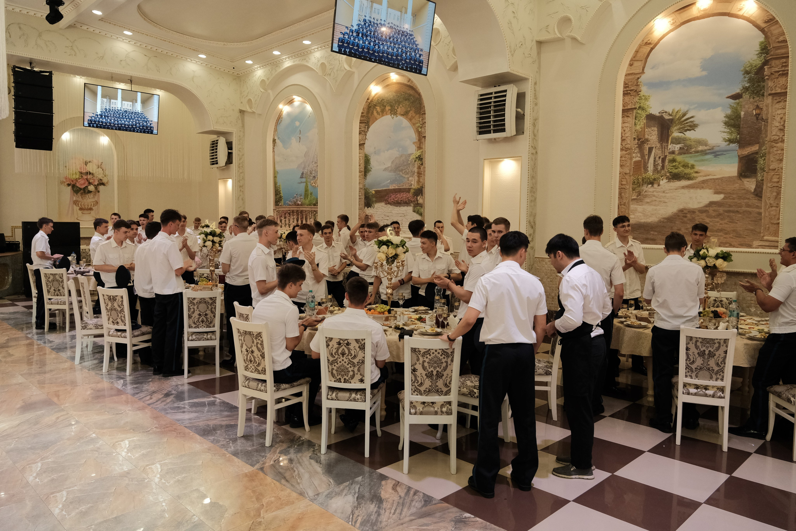 Выпускной Тюменское кадетское Президентское училище. Главная