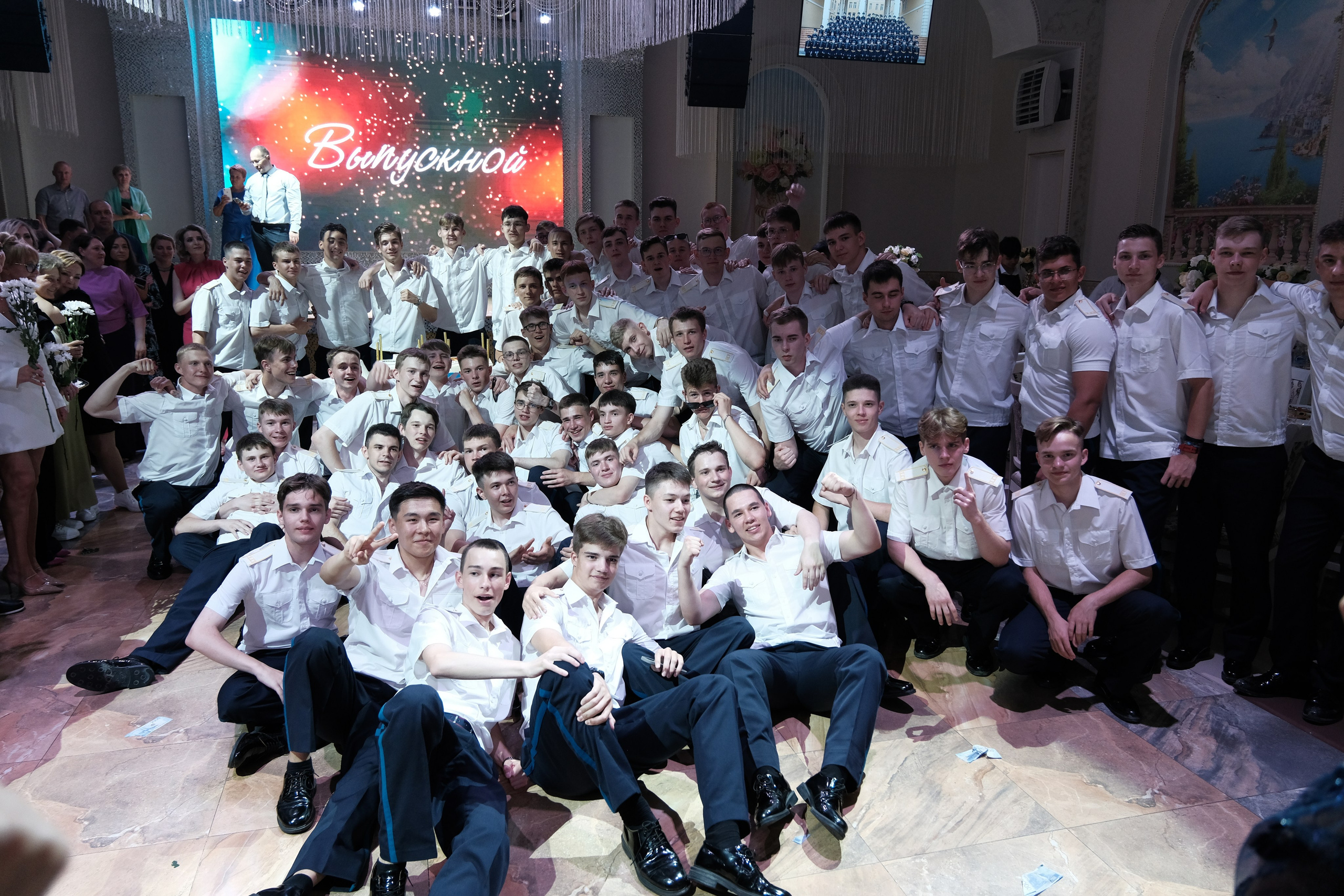 Выпускной Тюменское кадетское Президентское училище. Главная