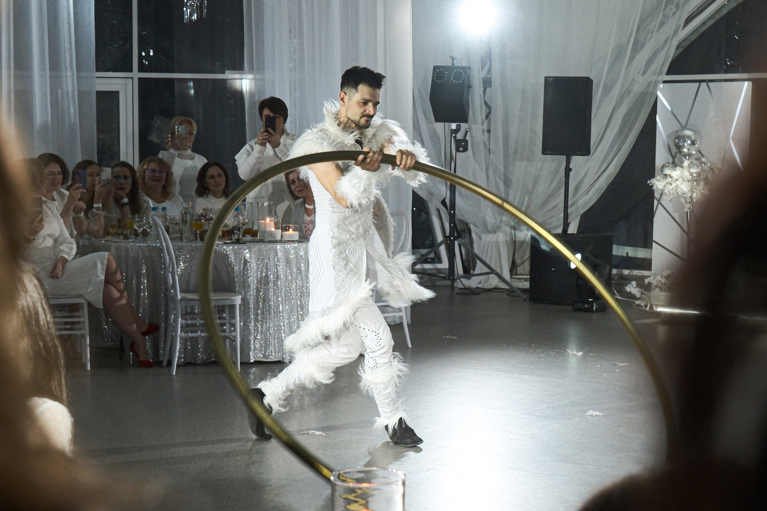 Завтрак в платьях. Главная