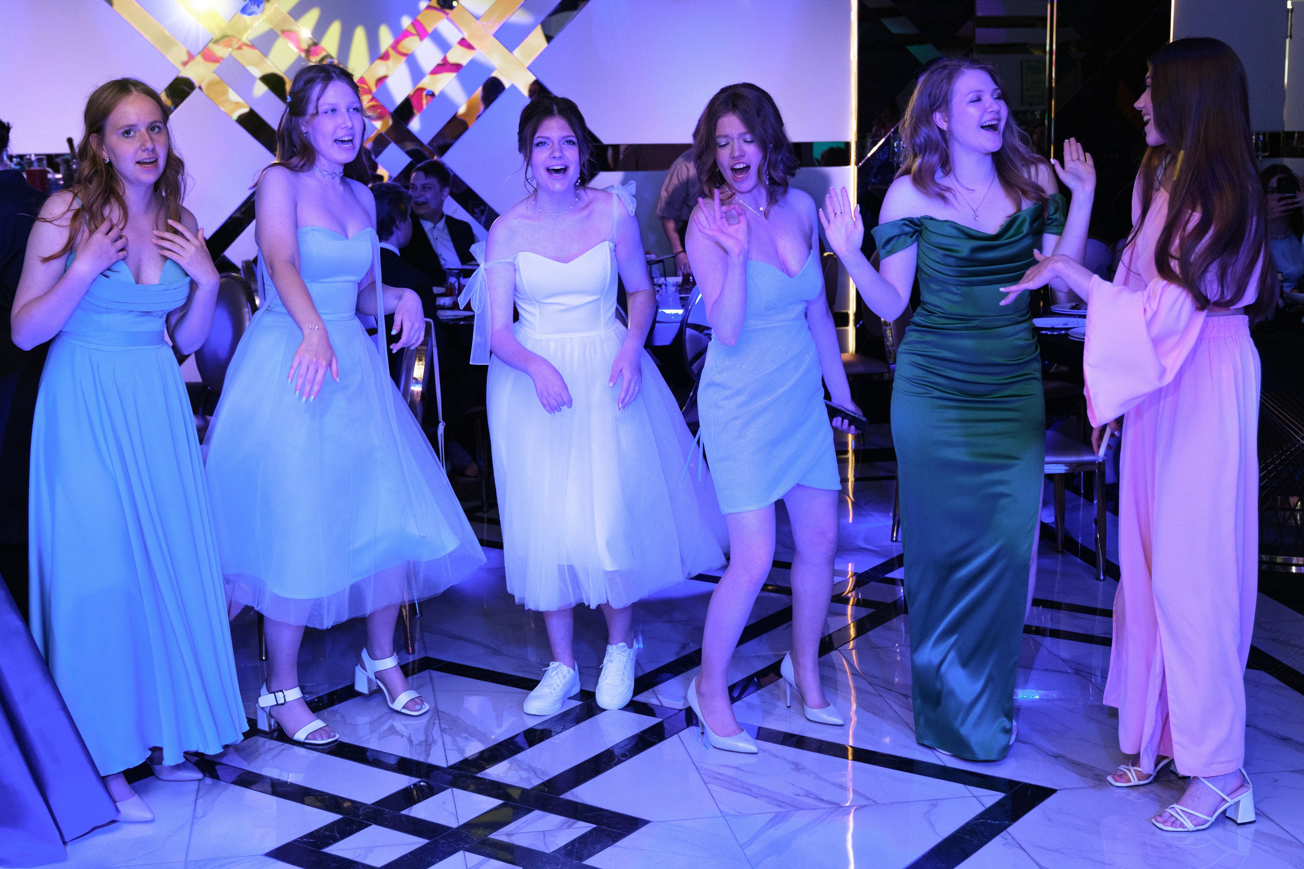 Выпускной 11В в Маршале. Главная