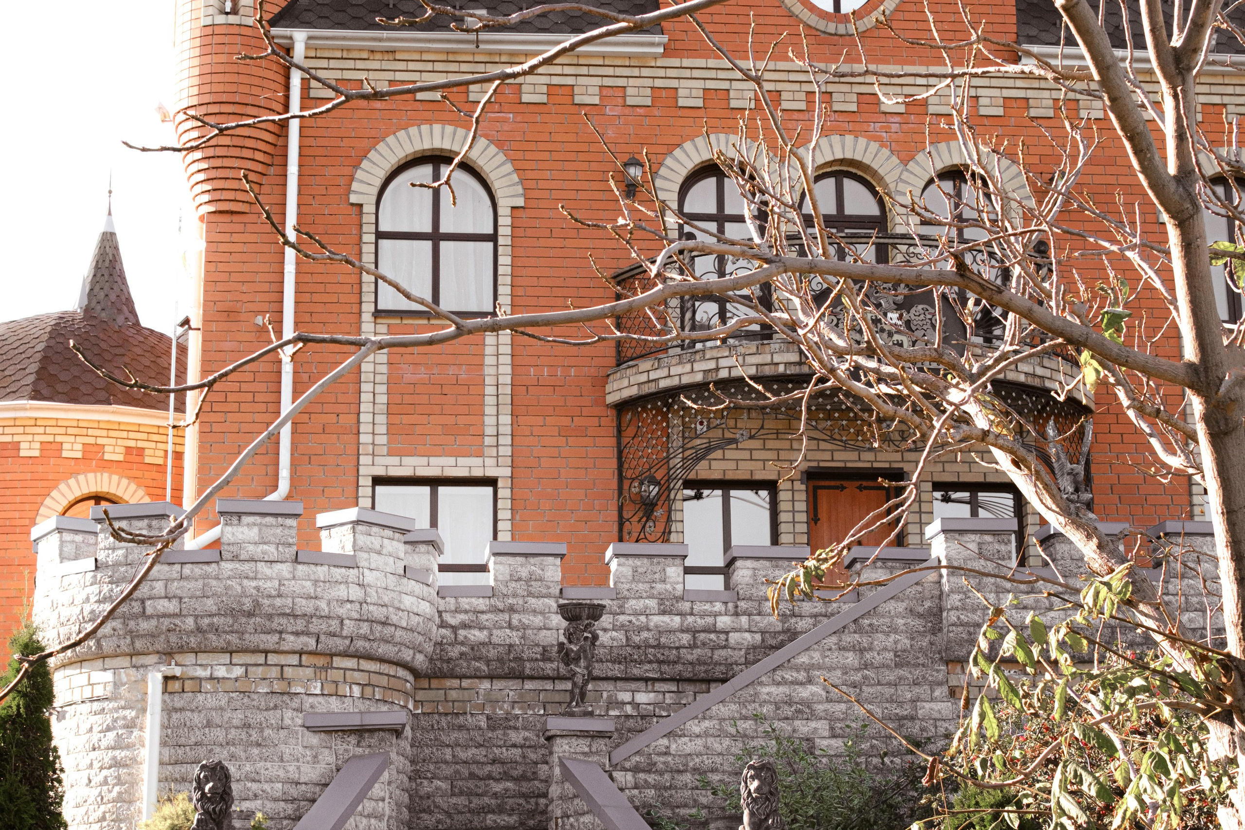 History in castle. Главная