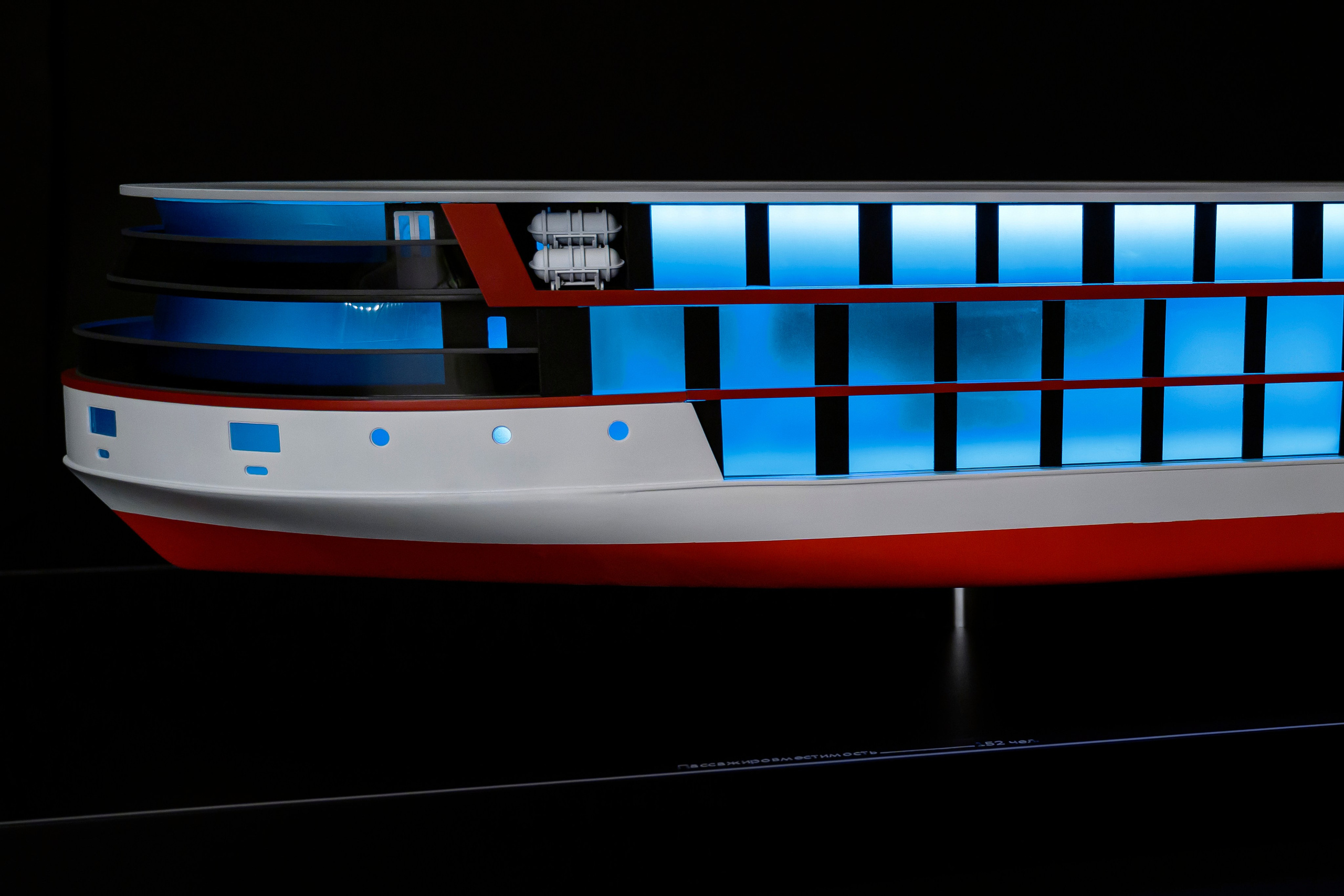 Круизное судно «Московское золотое кольцо» М1:40 Тираж 10шт. SmartMaket — профессиональная макетная мастерская в Москве