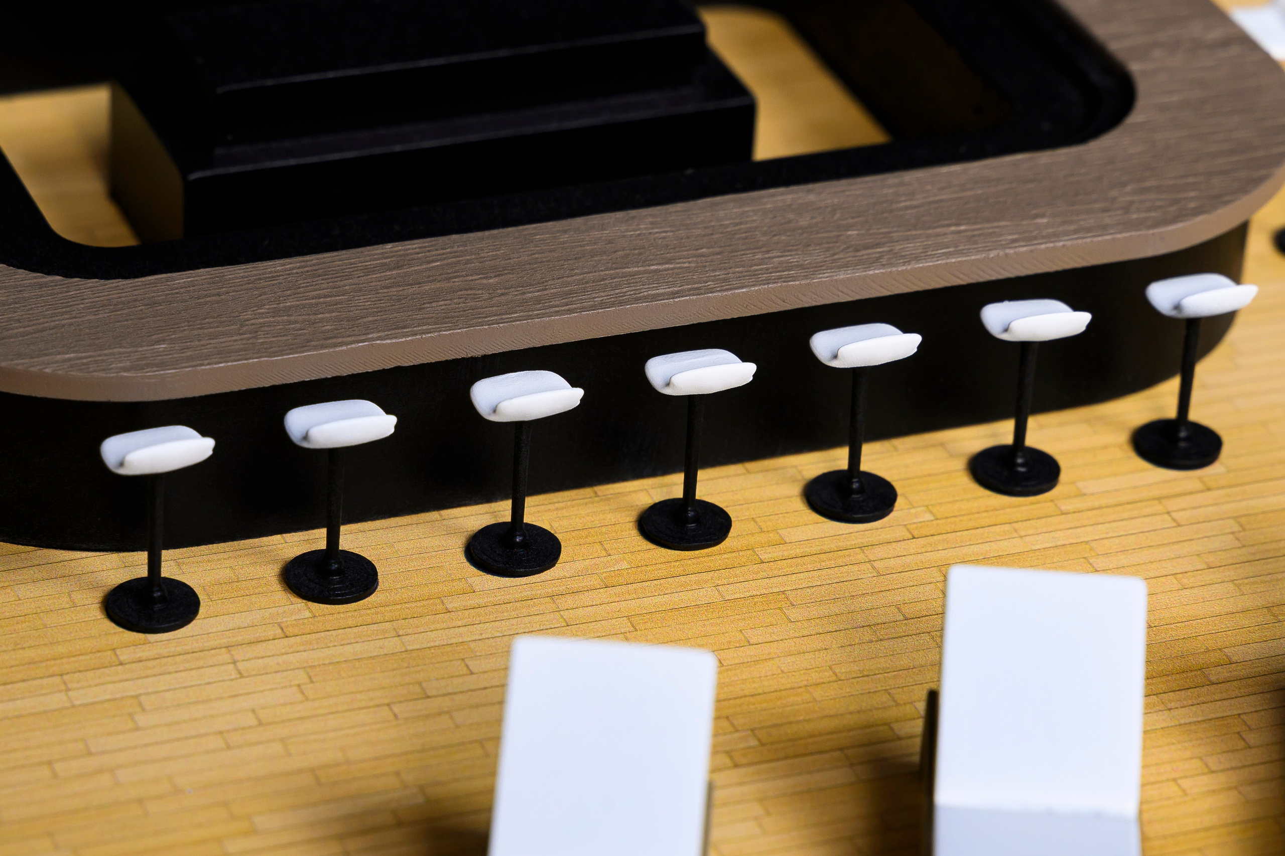 Круизное судно «Московское золотое кольцо» М1:40 Тираж 10шт. SmartMaket — профессиональная макетная мастерская в Москве