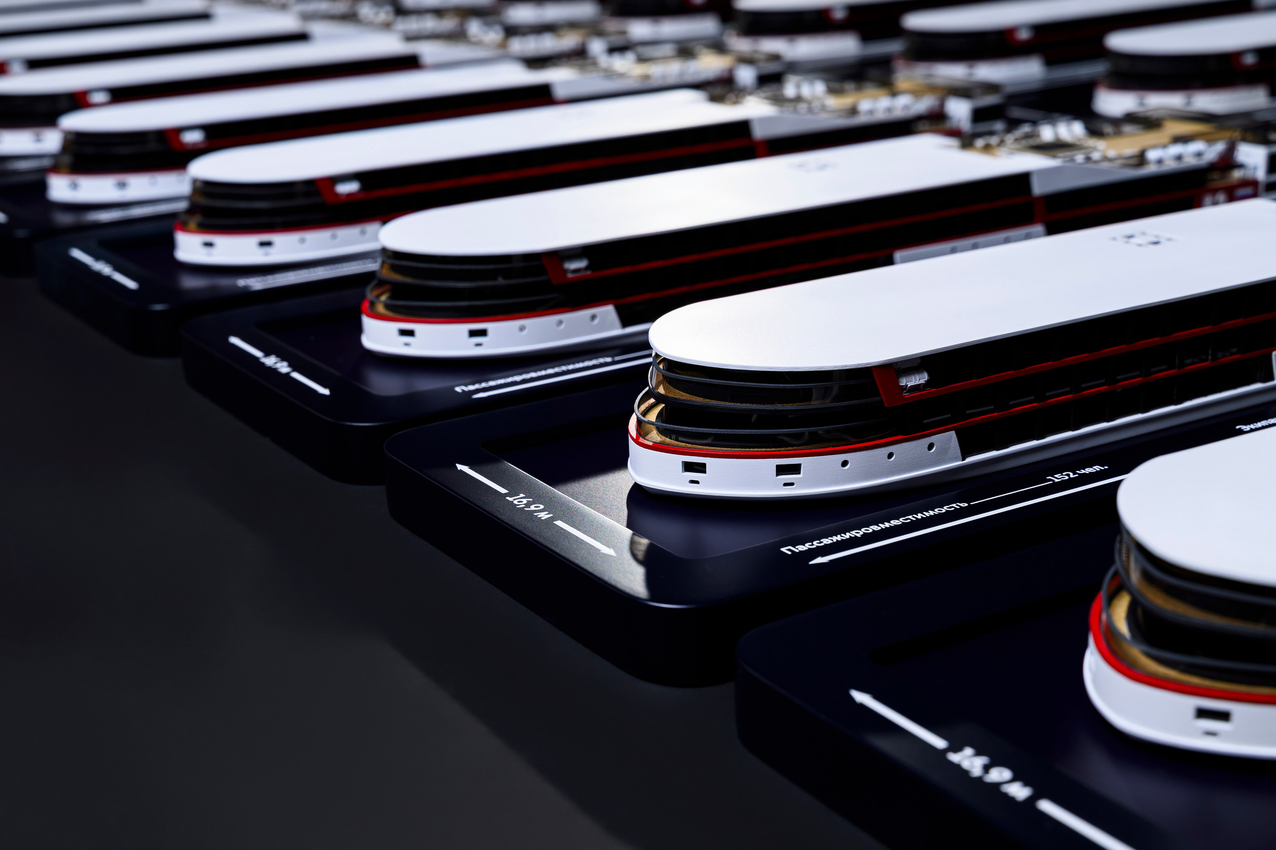 Круизное судно «Москоовское золоте кольцо» М1:150 Тираж 50шт. SmartMaket — профессиональная макетная мастерская в Москве