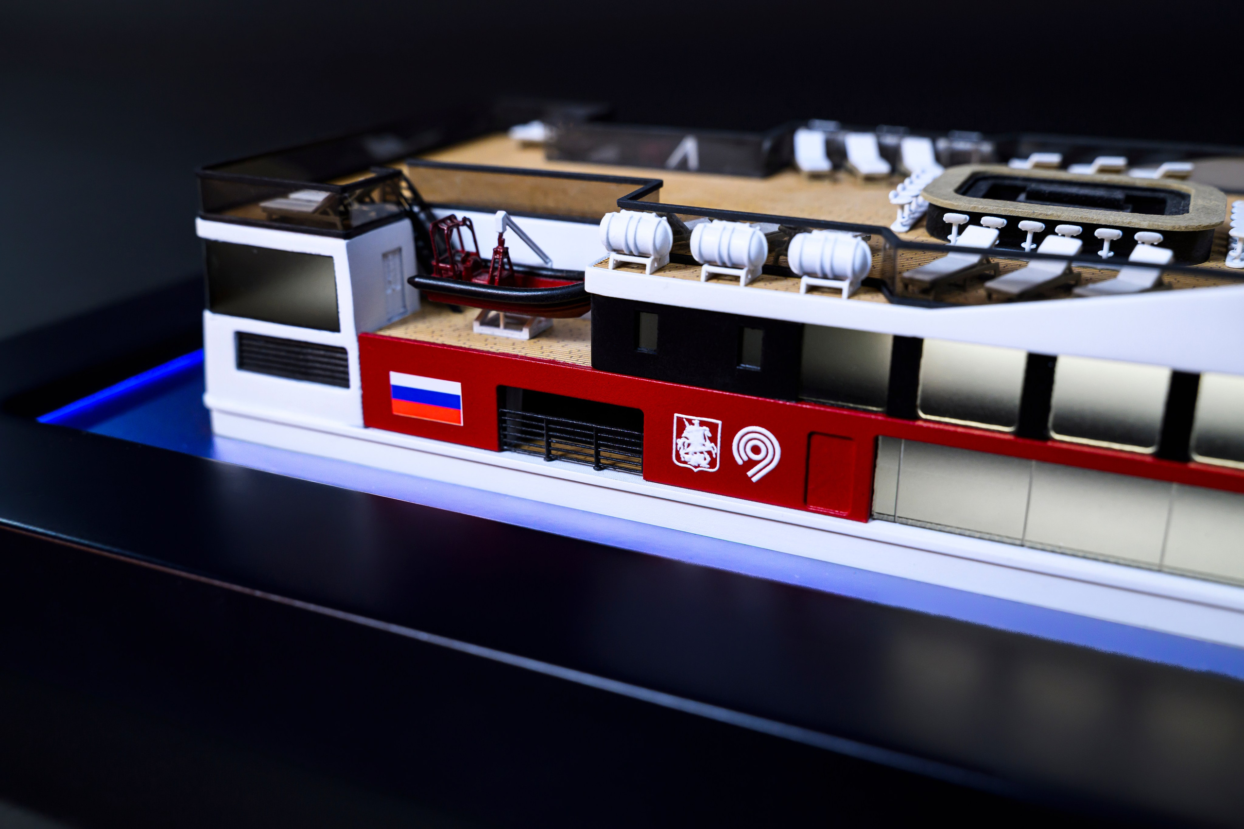 Круизное судно «Москоовское золоте кольцо» М1:150 Тираж 50шт. SmartMaket — профессиональная макетная мастерская в Москве