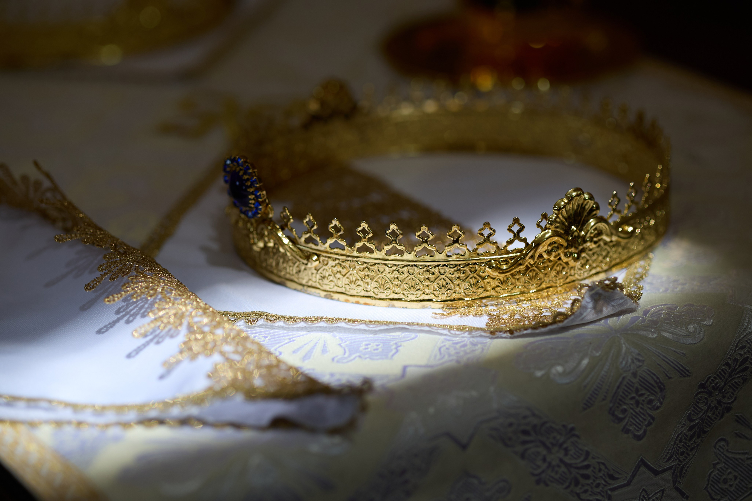 Nai Harn Beach Photoshoot in Phuket – Tropical Photography on the Shore