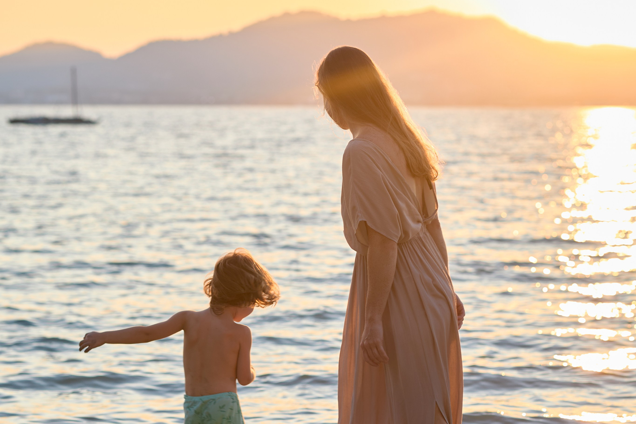 Studio Photoshoot in Phuket – Professional Portraits with Creative Lighting