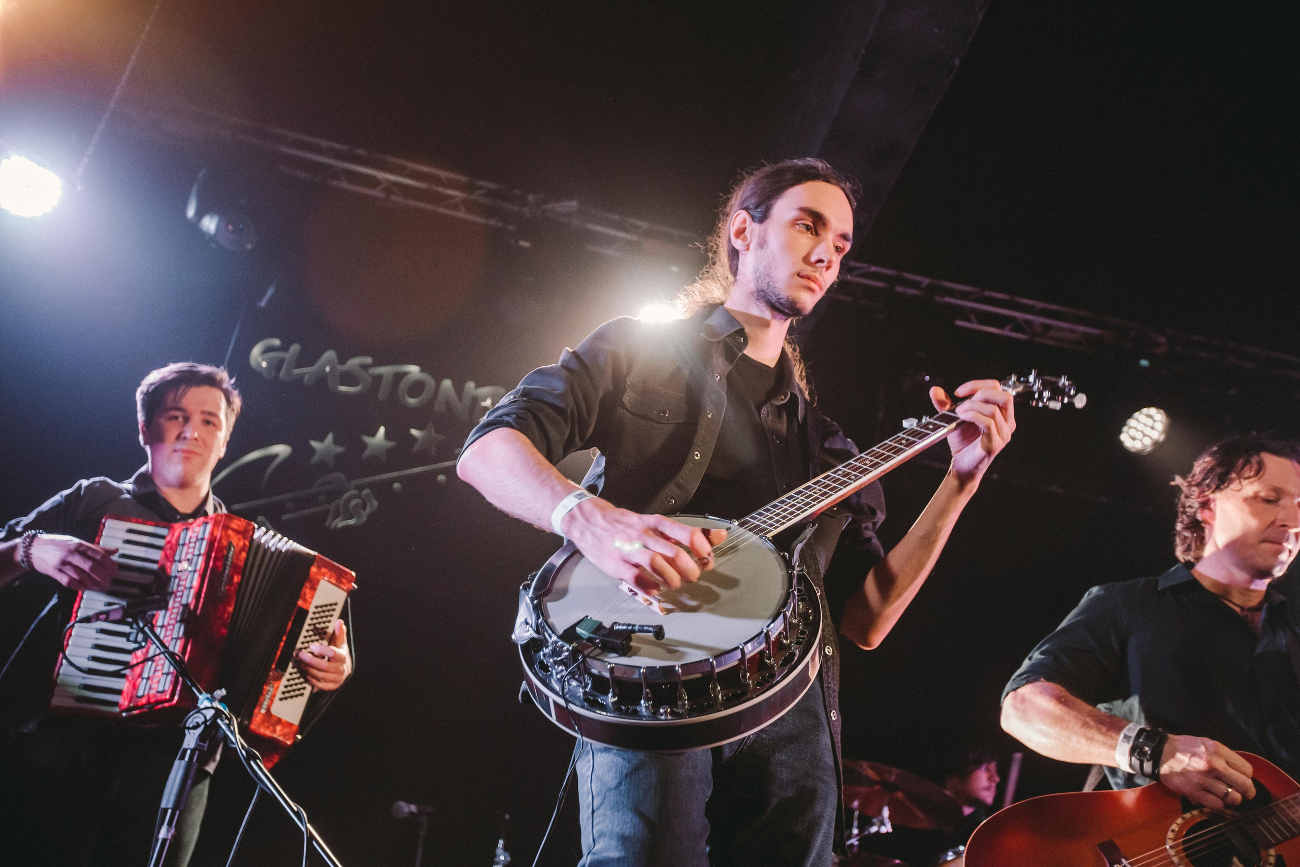 ПРИЯТЕЛИ ПОКОЙНОГО