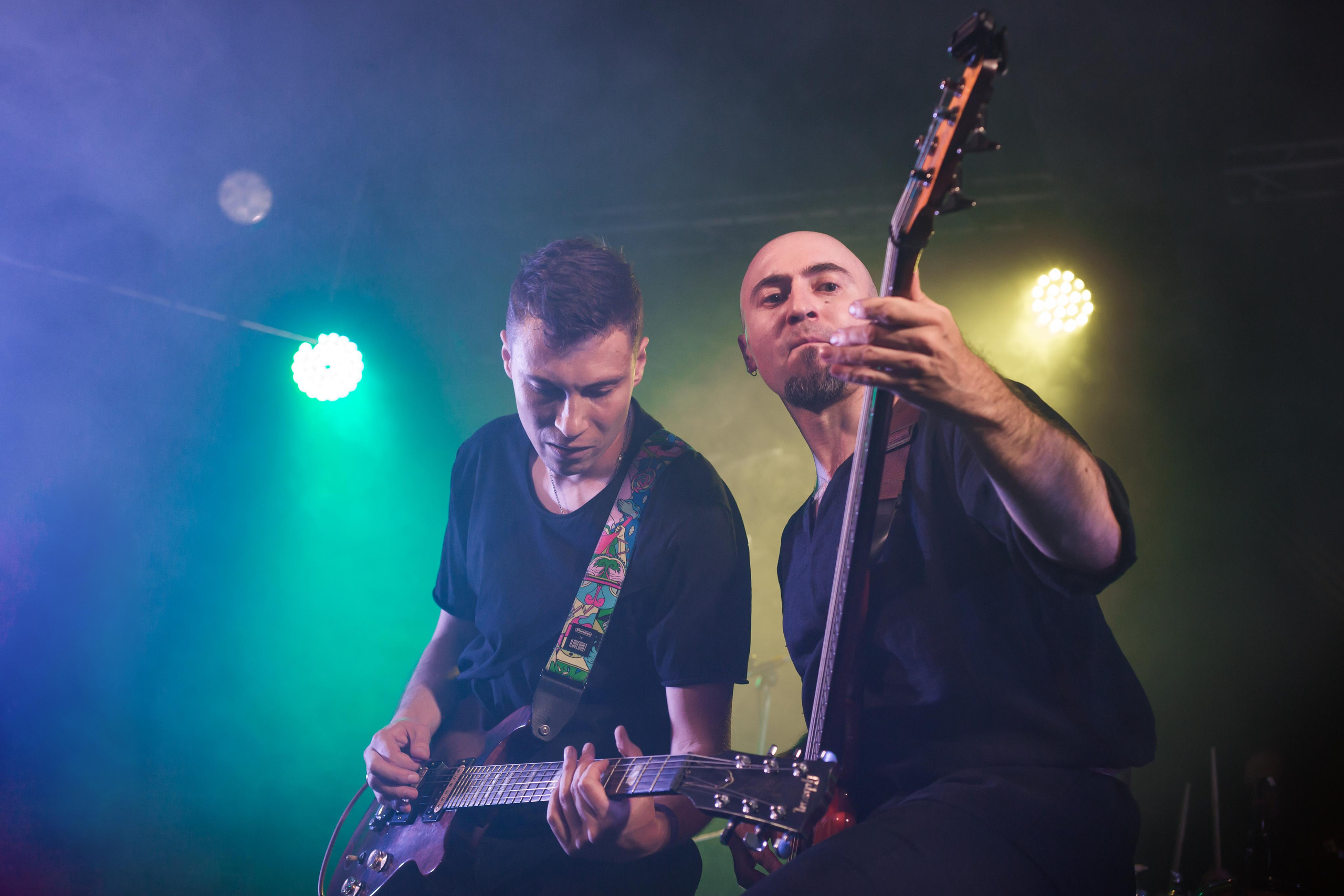 ОЛЯ И ДОМОВЫЕ