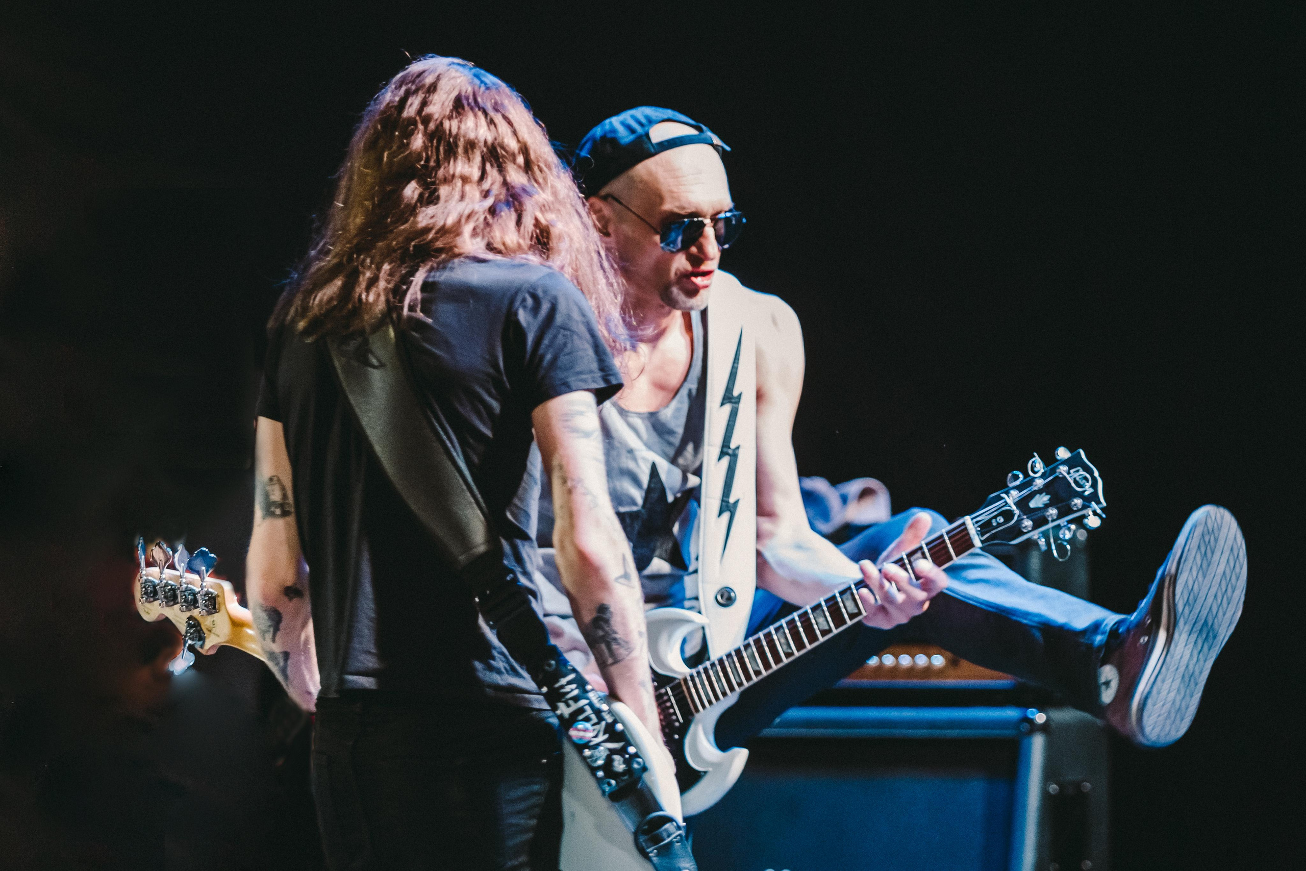 БРИГАДНЫЙ ПОДРЯД