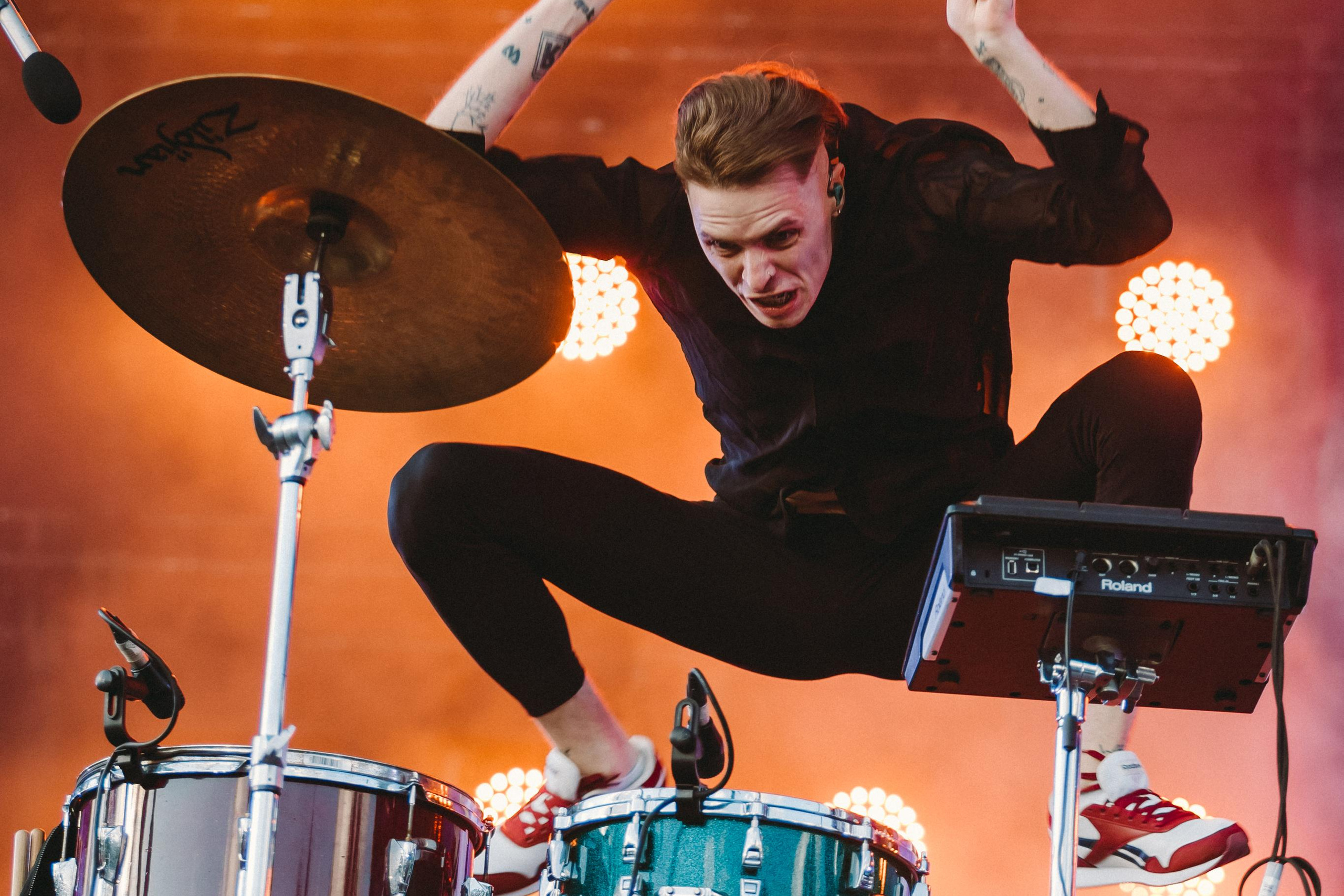 SHORTPARIS НА ЛАСТОЧКА SUMMEET