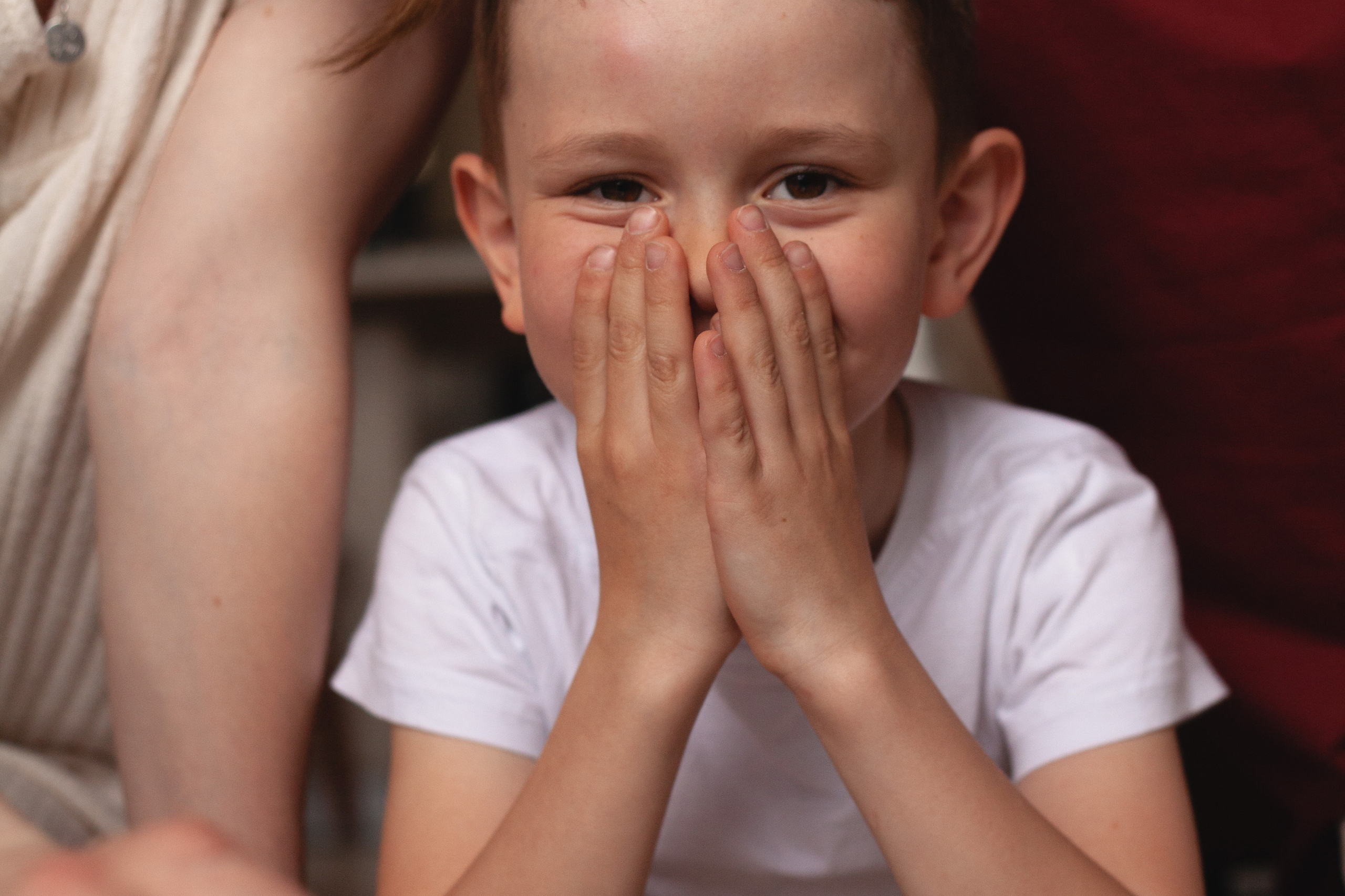 Юля, Виктор и Рома играют в пиратов