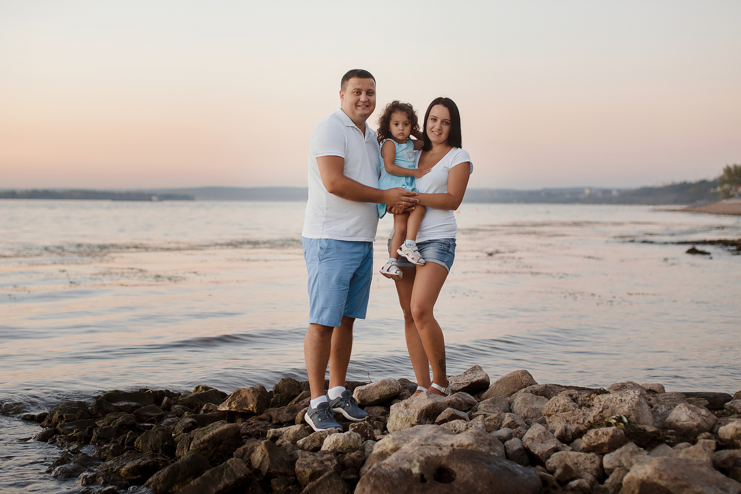 Солнечная семейная фотосессия