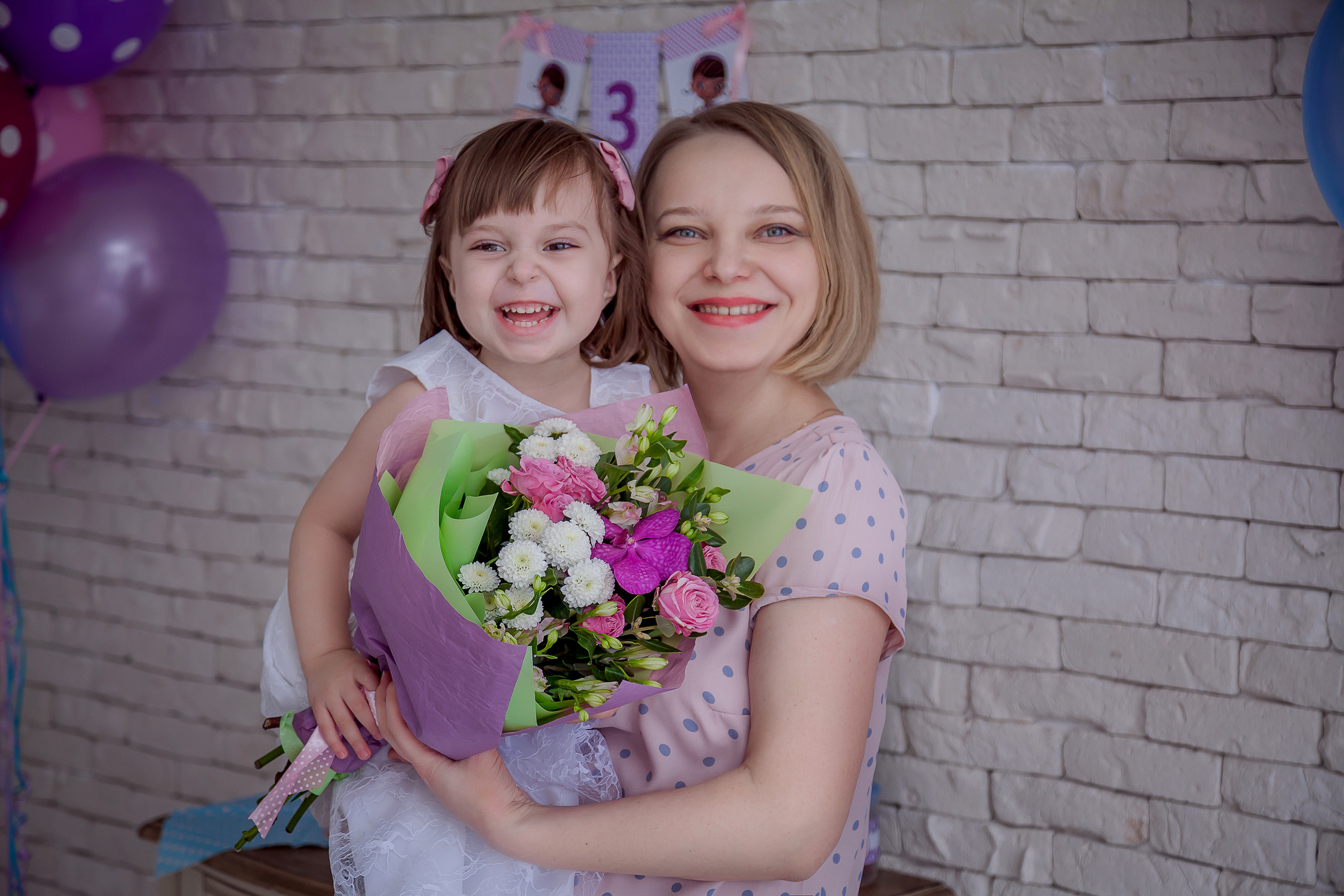 Анютке 3 года!