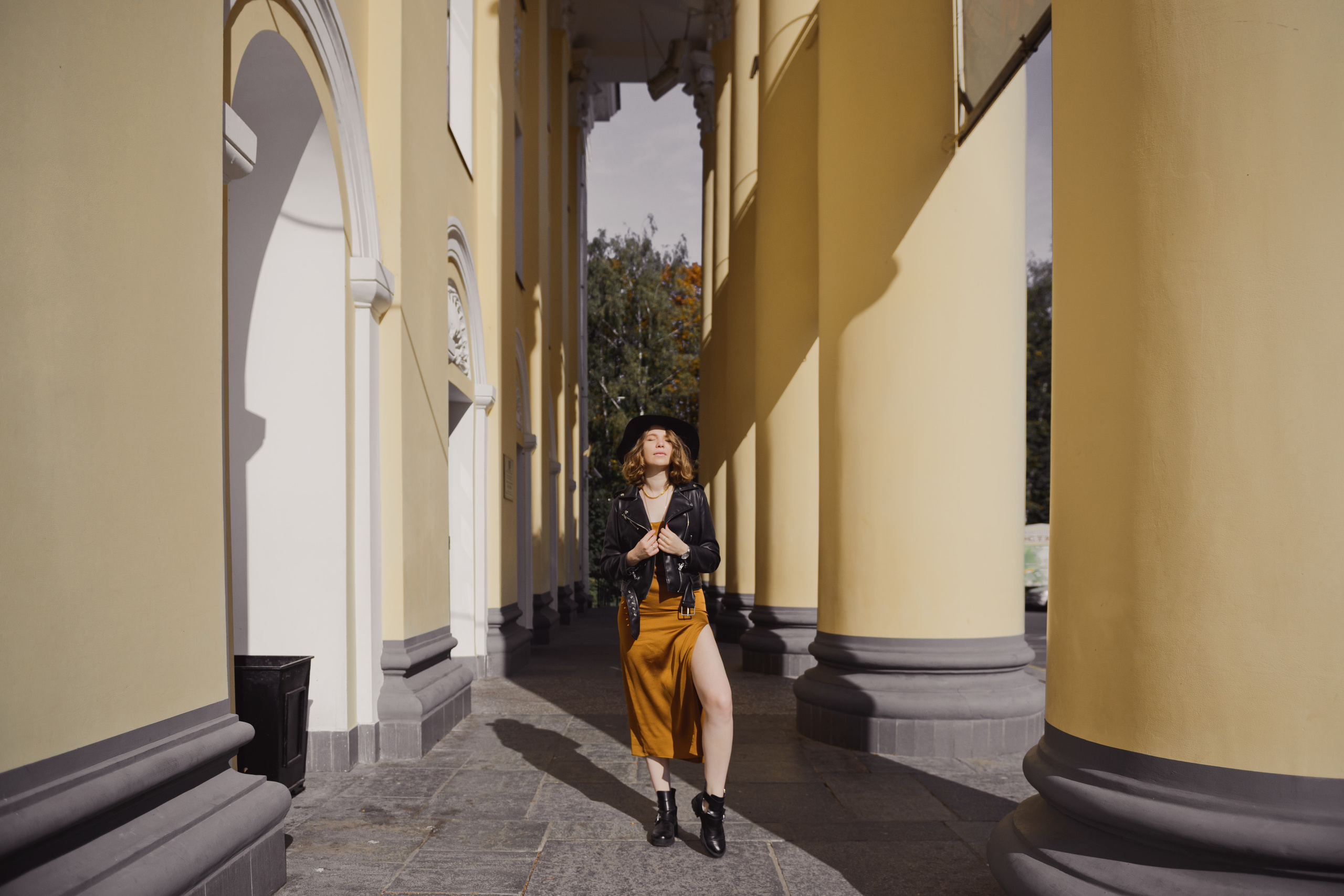 ЖАРКИЙ ОКТЯБРЬ