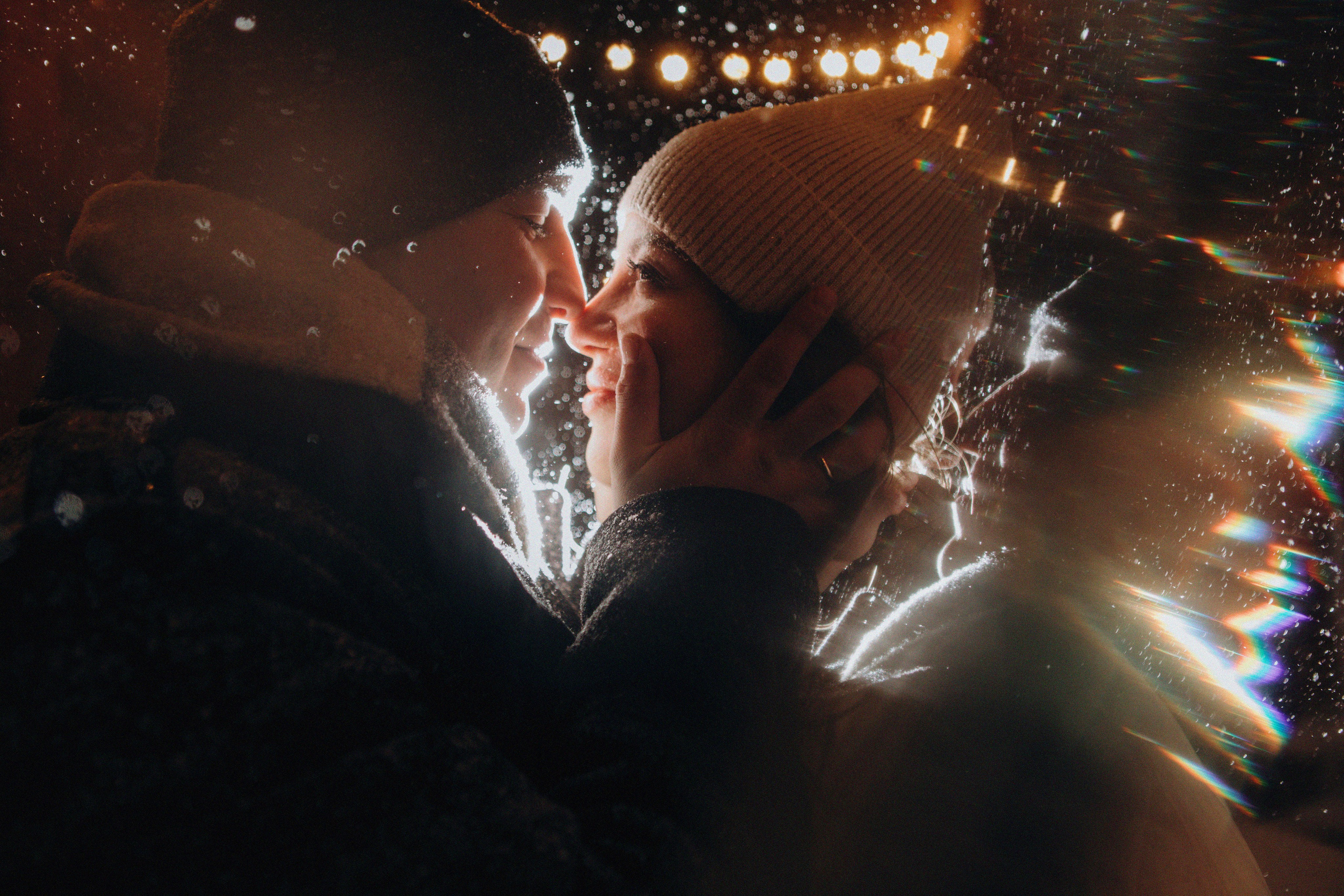 Огонькиии…снеговичок