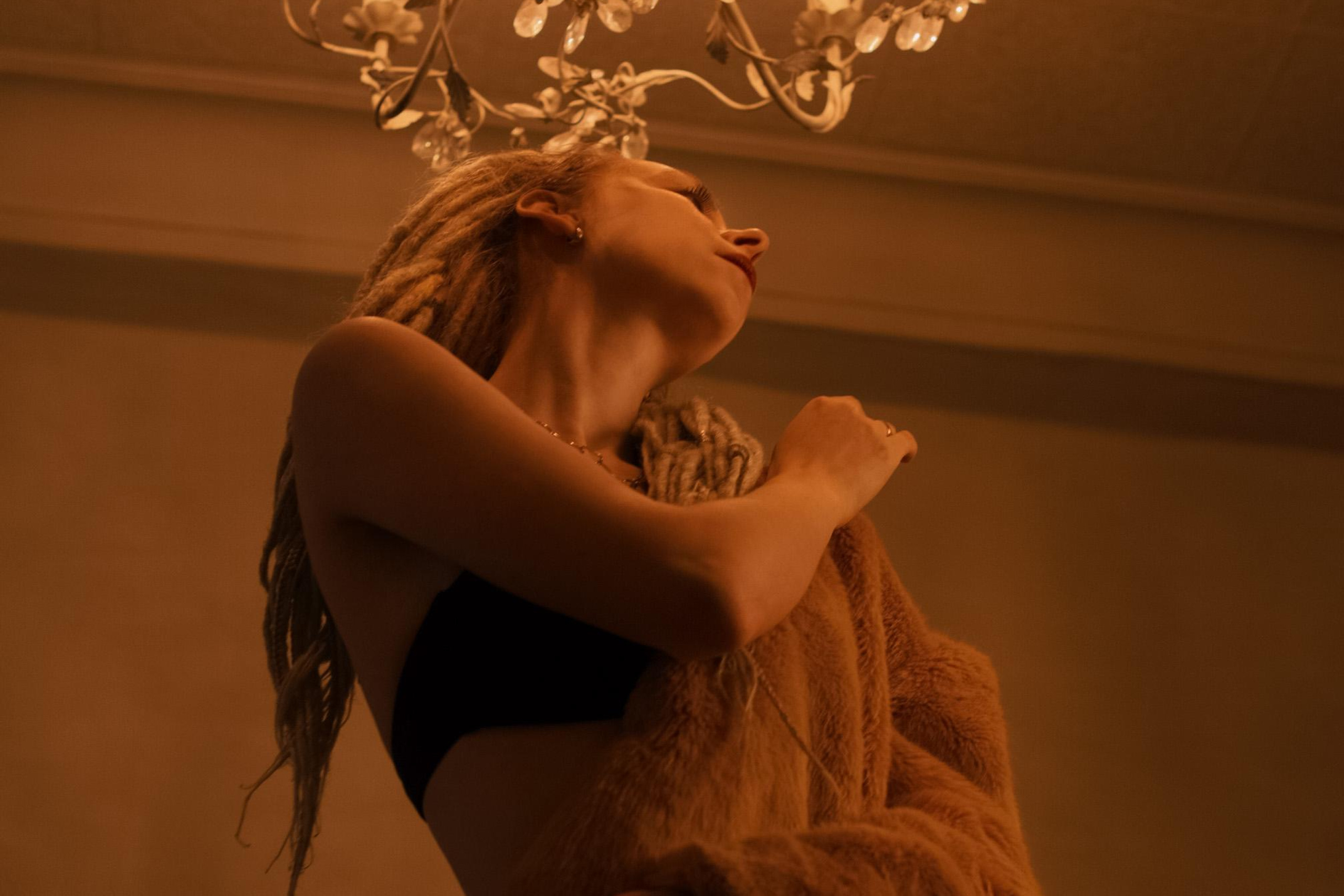 Оля, фотосессия в сталинке