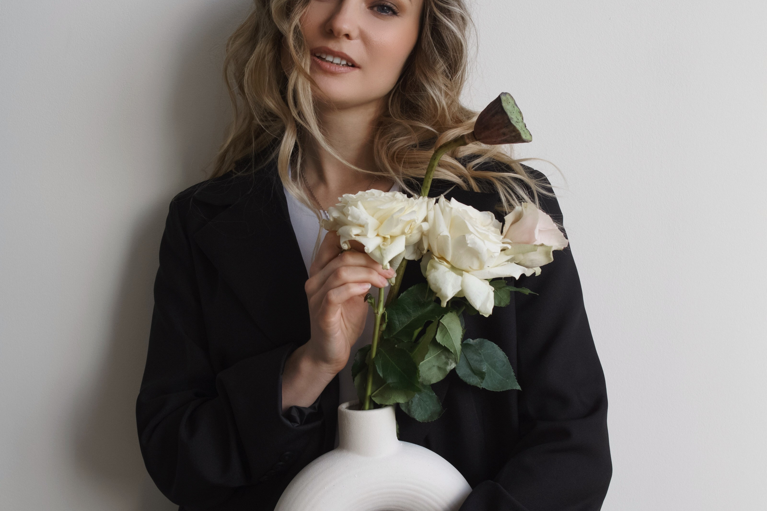 Саша, фотосессия с цветами