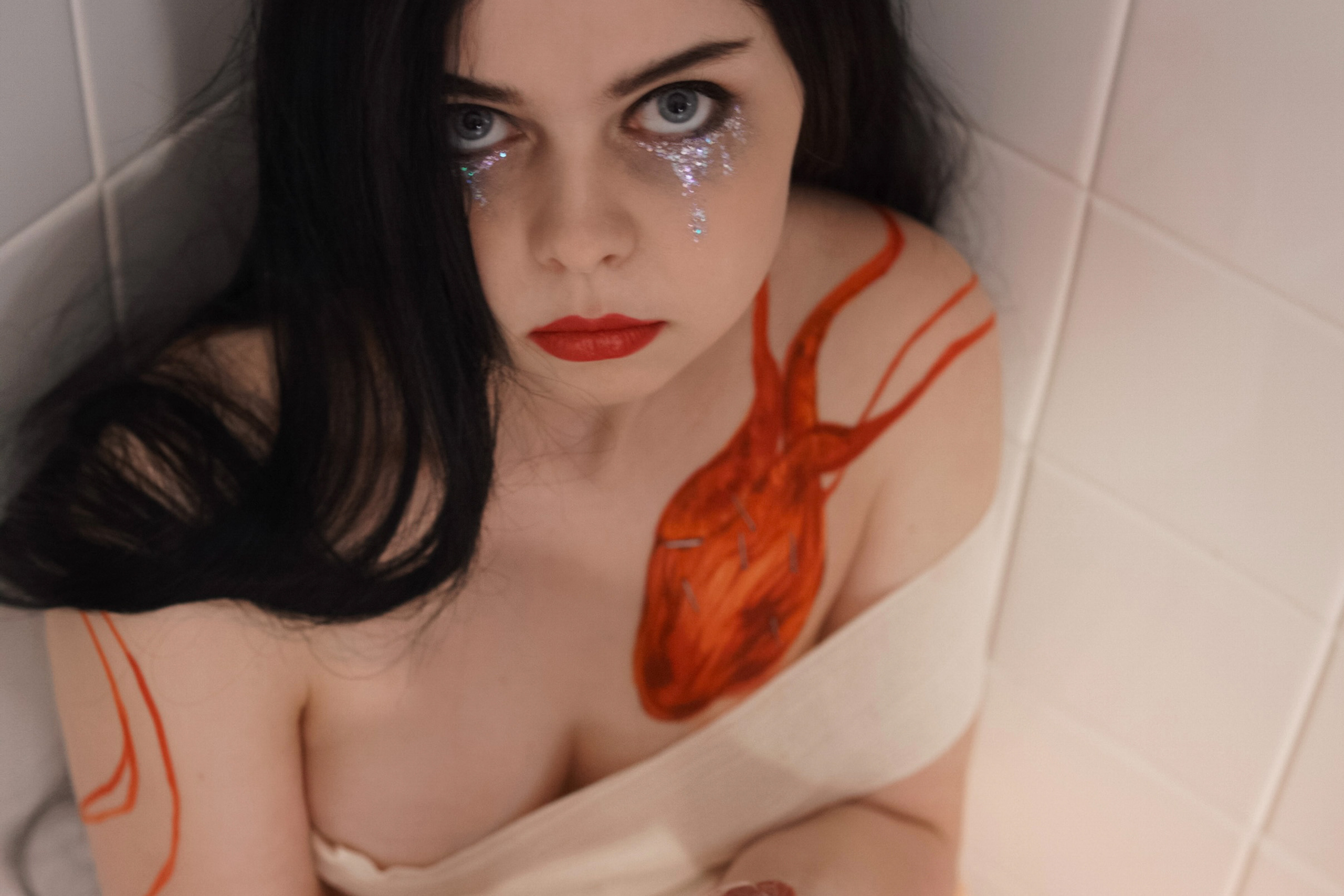 MALVIE Magazine, Оля