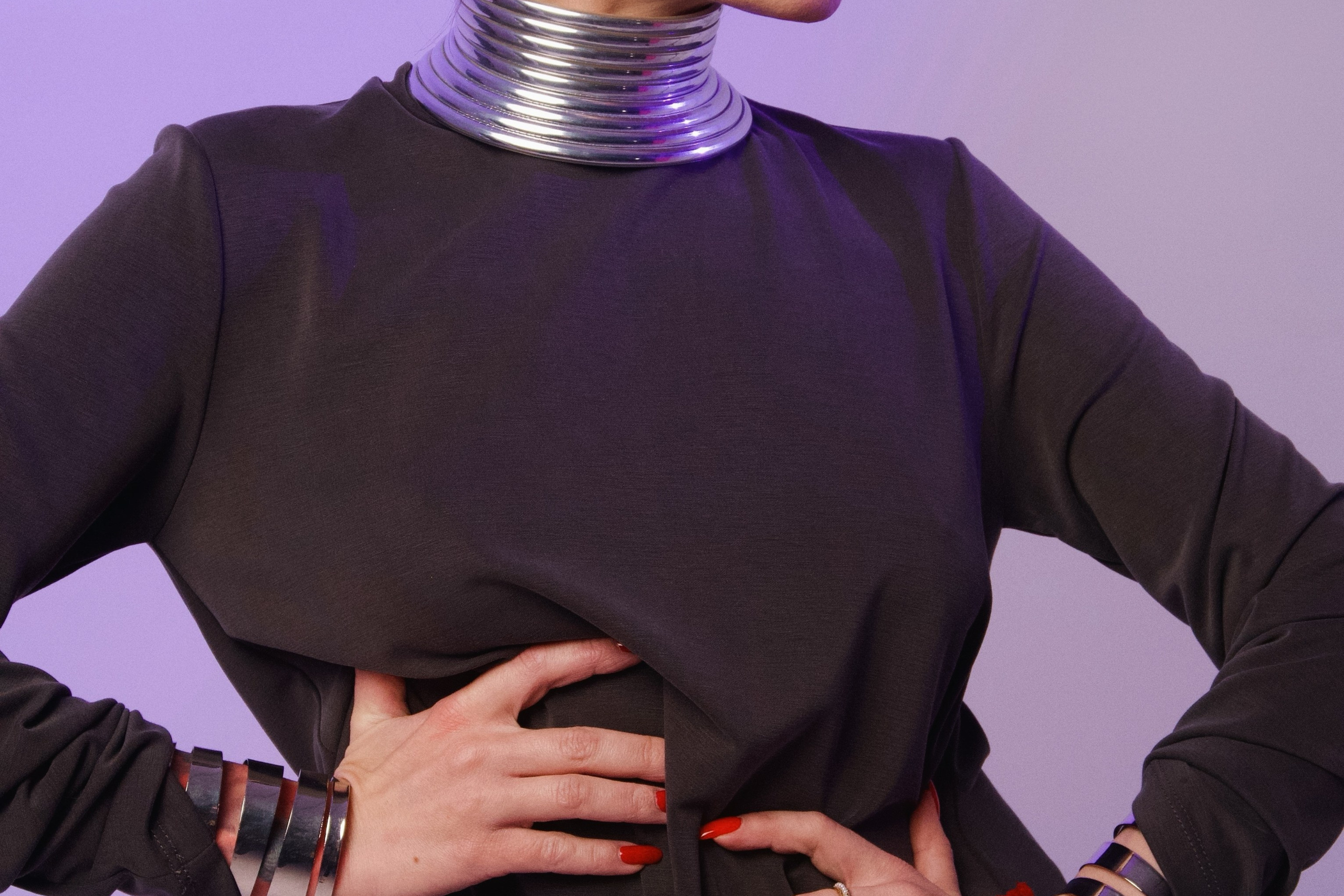 Аня; студия