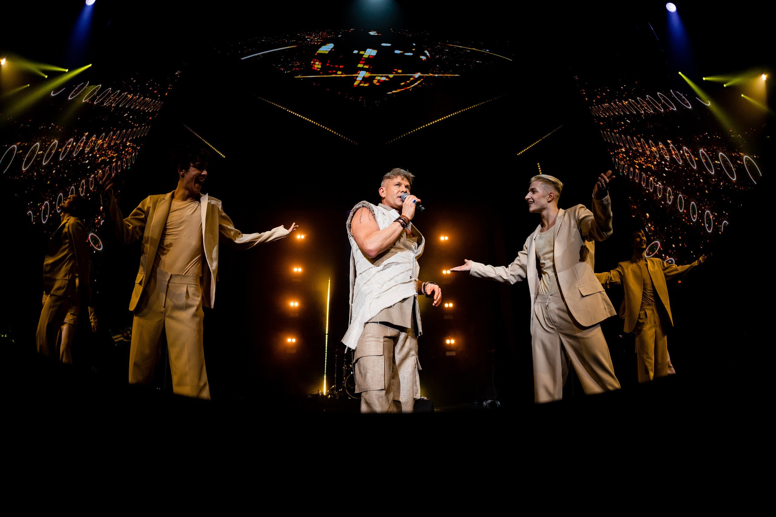 Артист. Митя Фомин