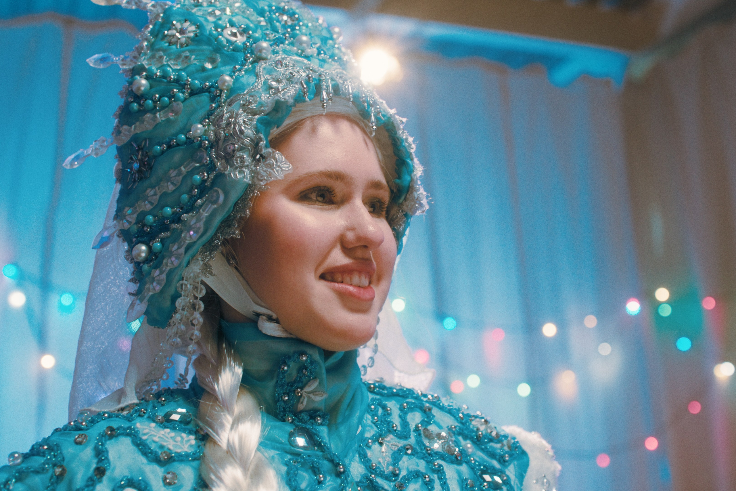 Короткометражный фильм «Нежная королева». Цветокоррекция видео на любой бюджет