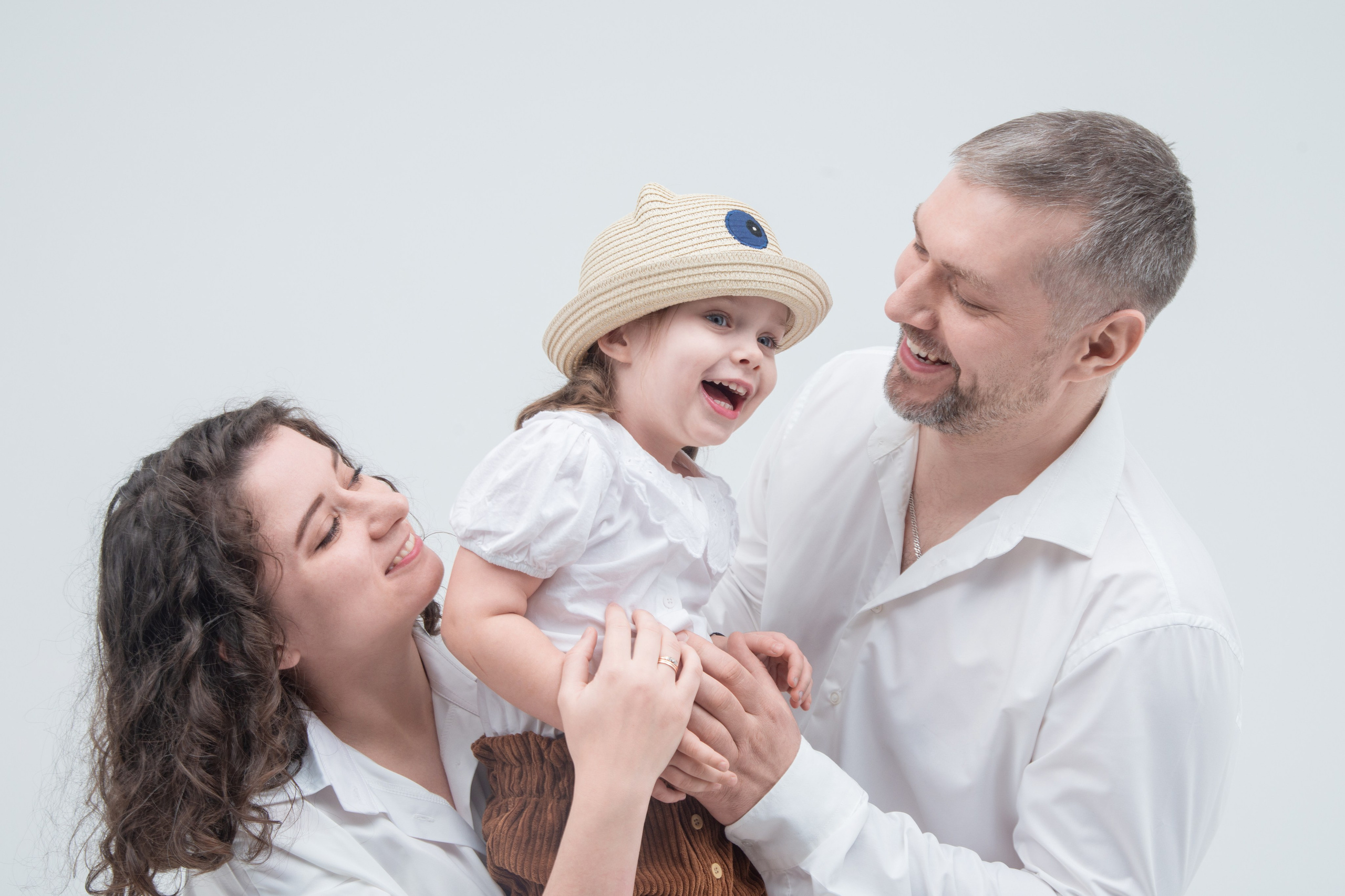Свадебный фотограф и свадебный видеограф в Омске. Свадебный и портретный фотограф в Омске Матвей Краузе