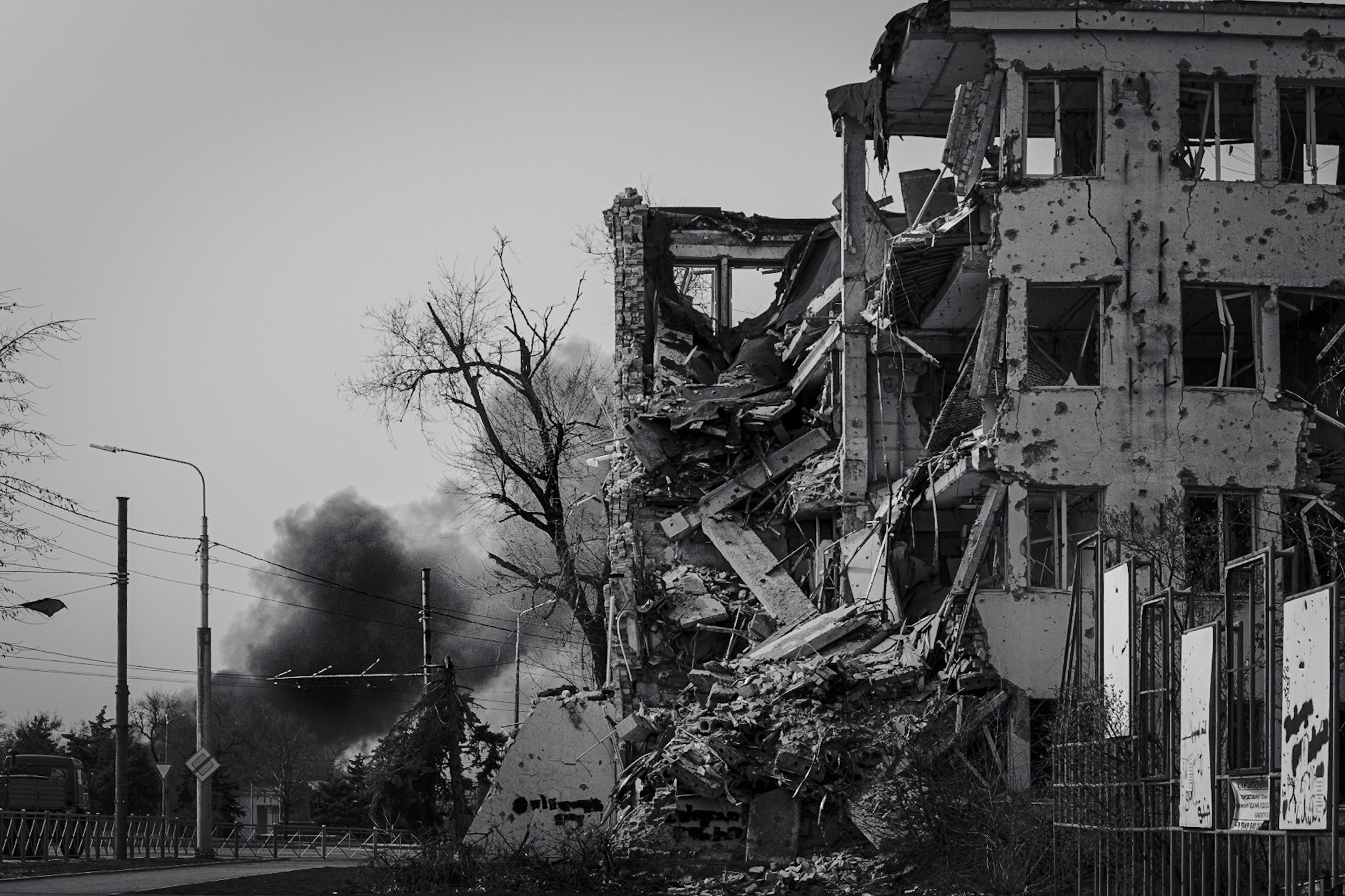 ГАЛЕРЕЯ С ВОЕННЫМИ ФОТОГРАФИЯМИ