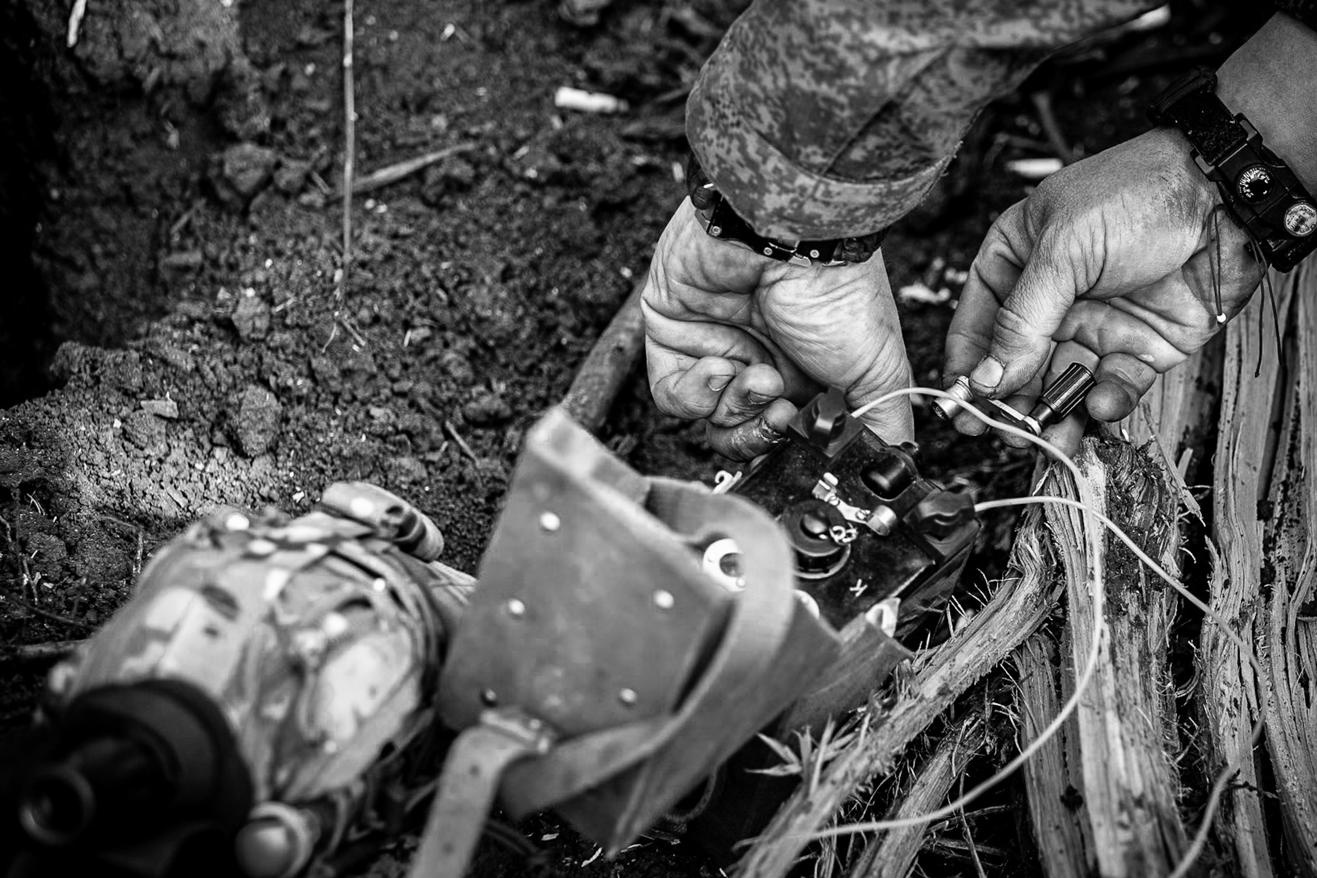 EMELYAN|Военный фотограф Артур Емельянов