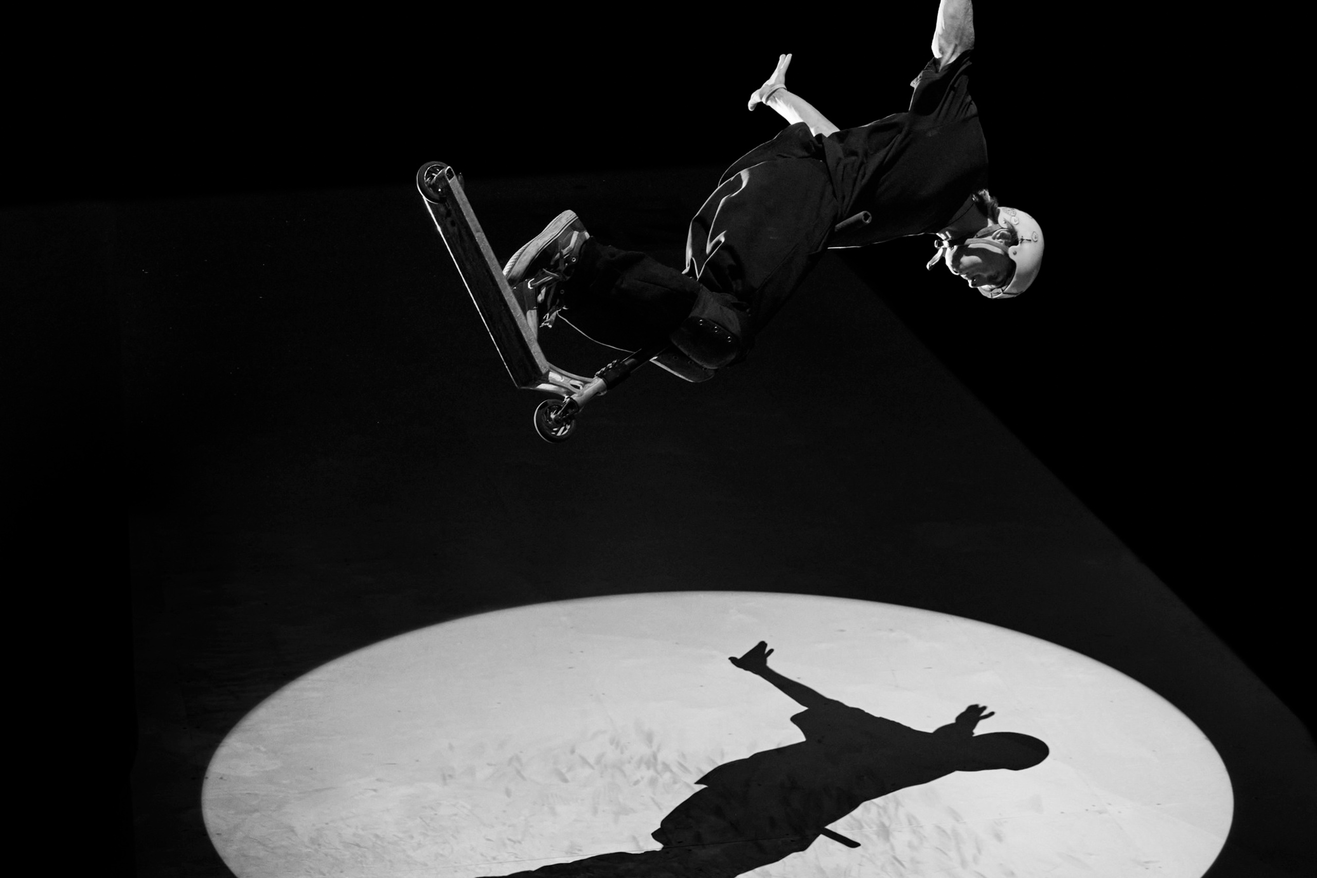 Scooter in a circle