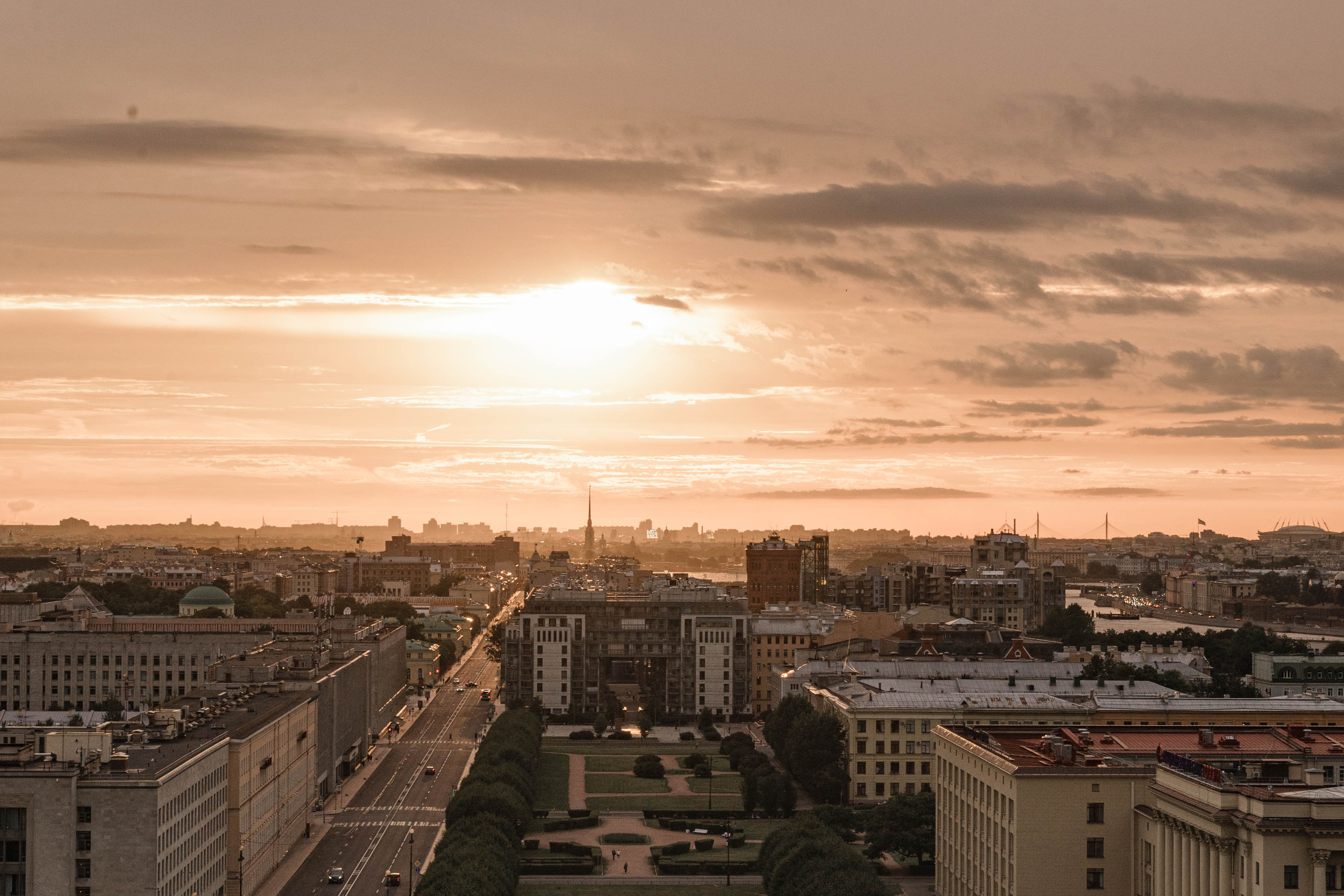 Москва 2024. Свадебный и семейный фотограф в Новосибирске, Санкт-Петербурге, Москве