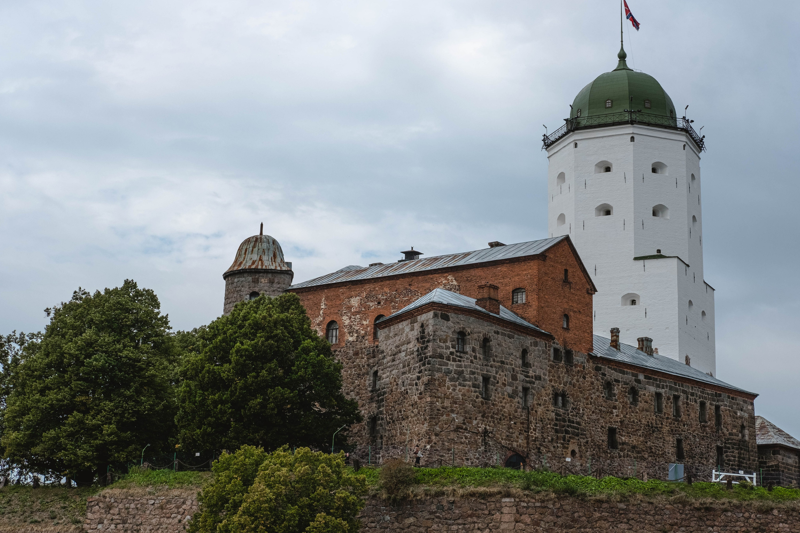 Москва 2024. Свадебный и семейный фотограф в Новосибирске, Санкт-Петербурге, Москве