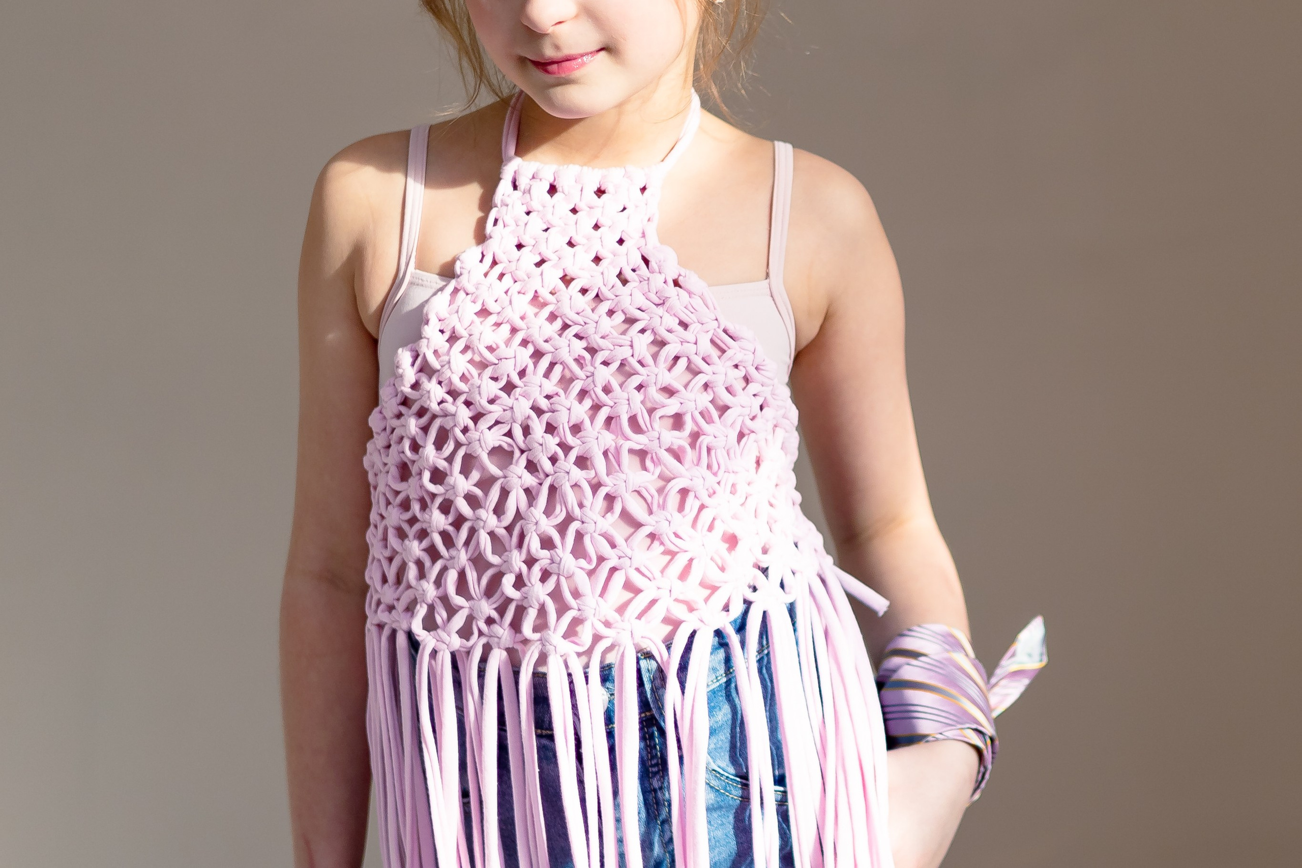 Браслеты из джинсы — мастер-класс по шитью для девочек. Владивосток. Школа для девочек во Владивостоке — Само Совершенство