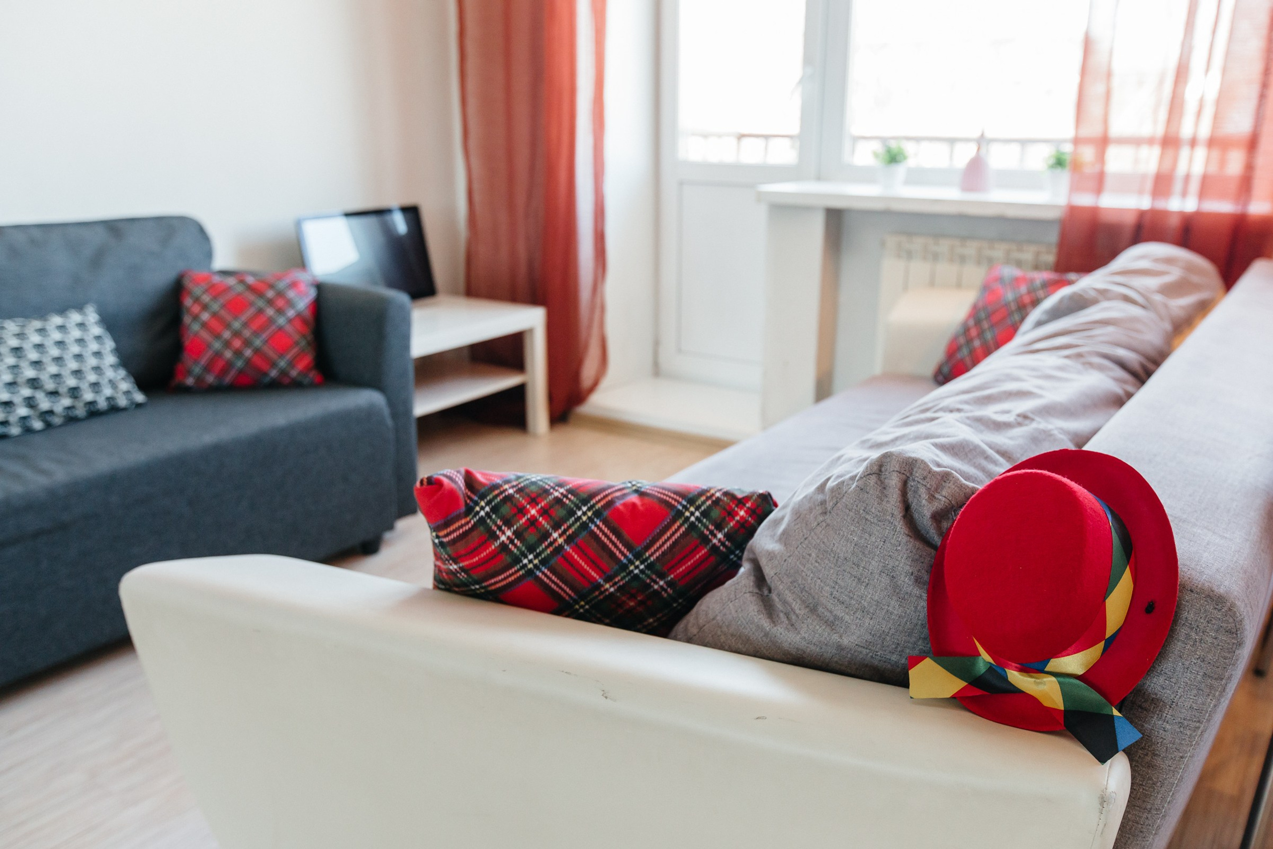 Проспект Карла Маркса, 27