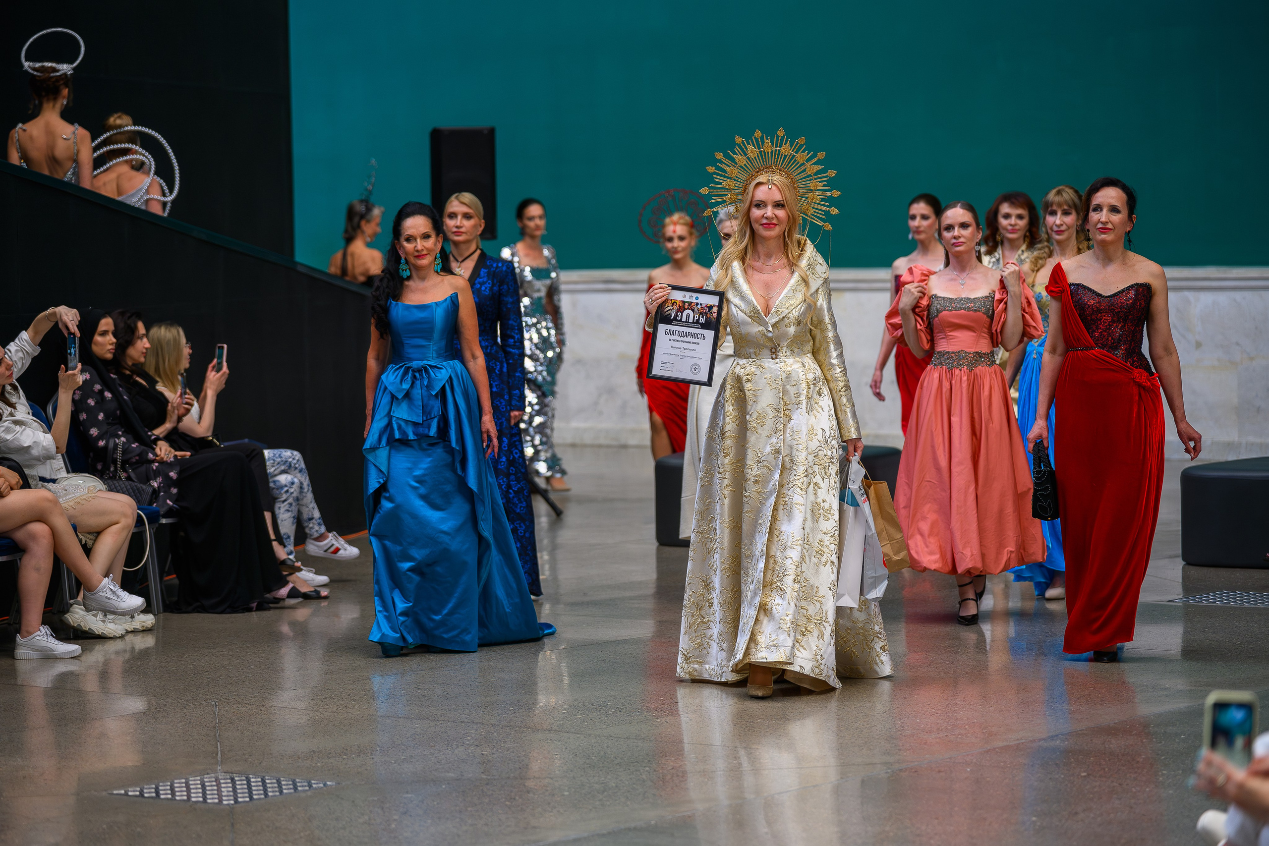 Репортажная фотосъемка Дефиле / Показ мод в Москве