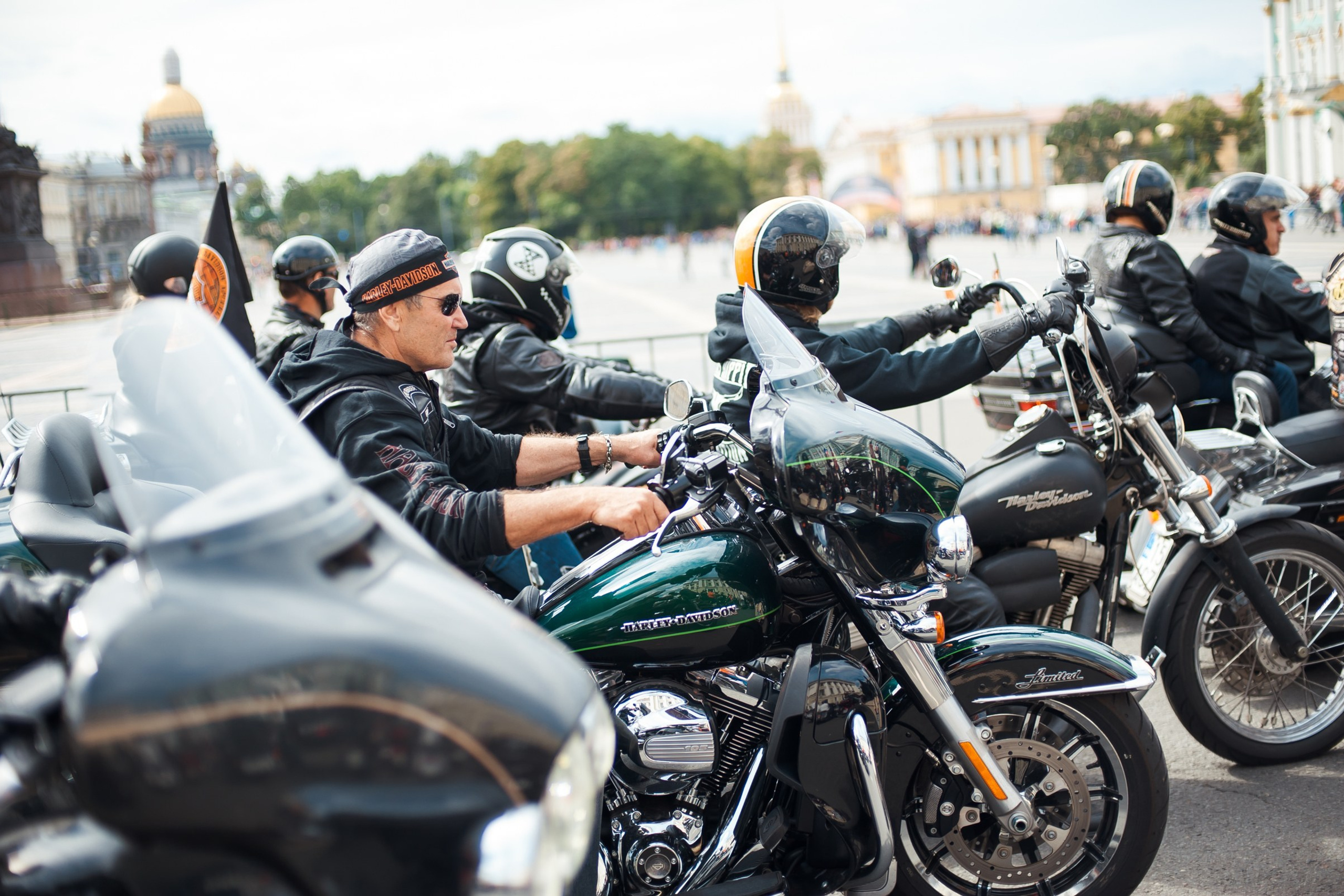 Harley-Davidson — мотопарад в Петербурге