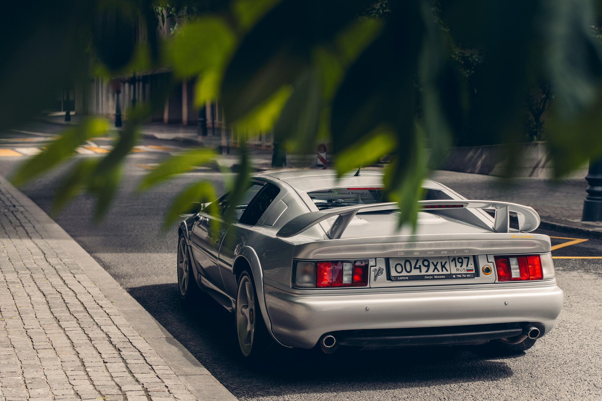 Lotus Esprit V8 lotuscars.ru