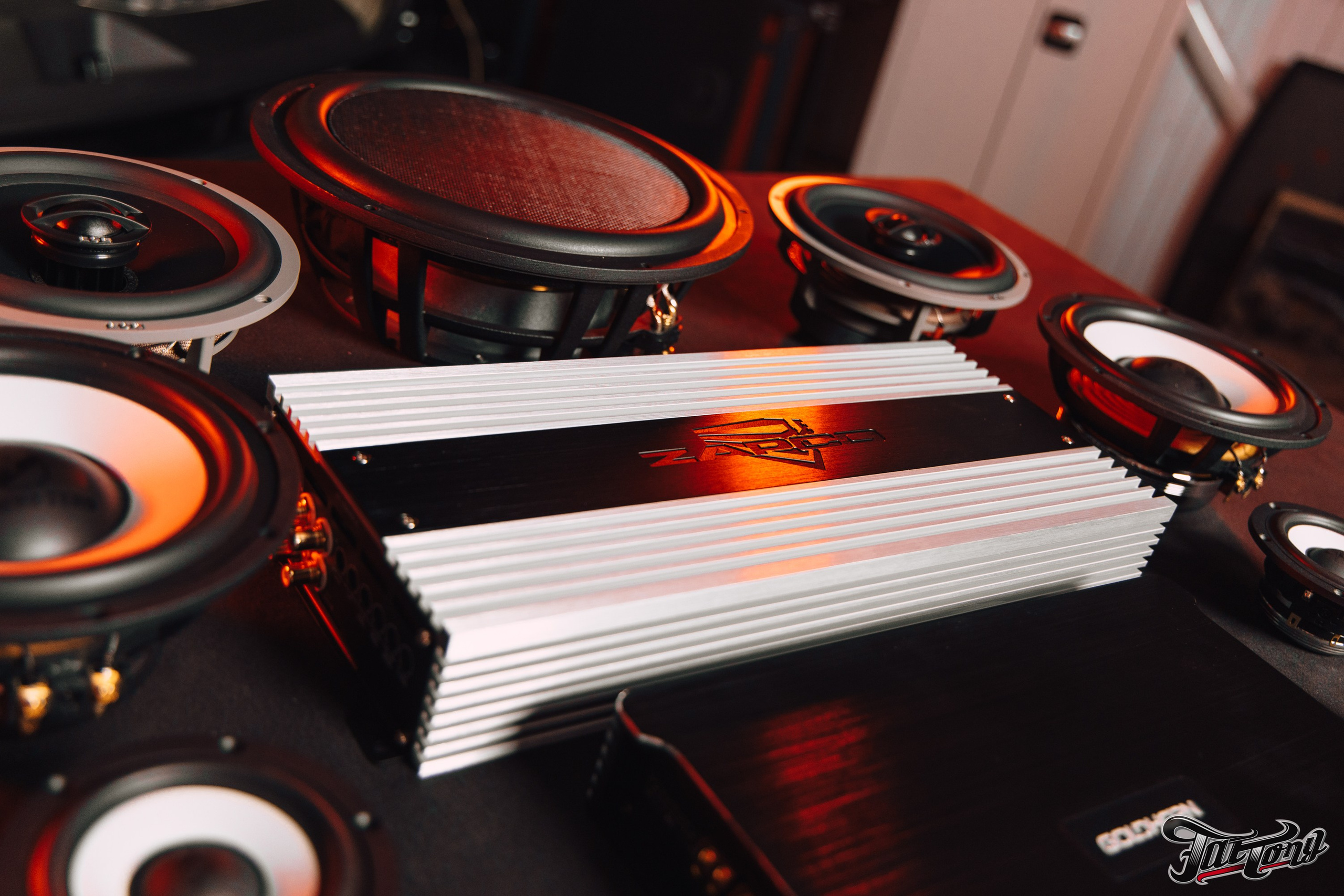 Cadillac Escalade V акустическая система