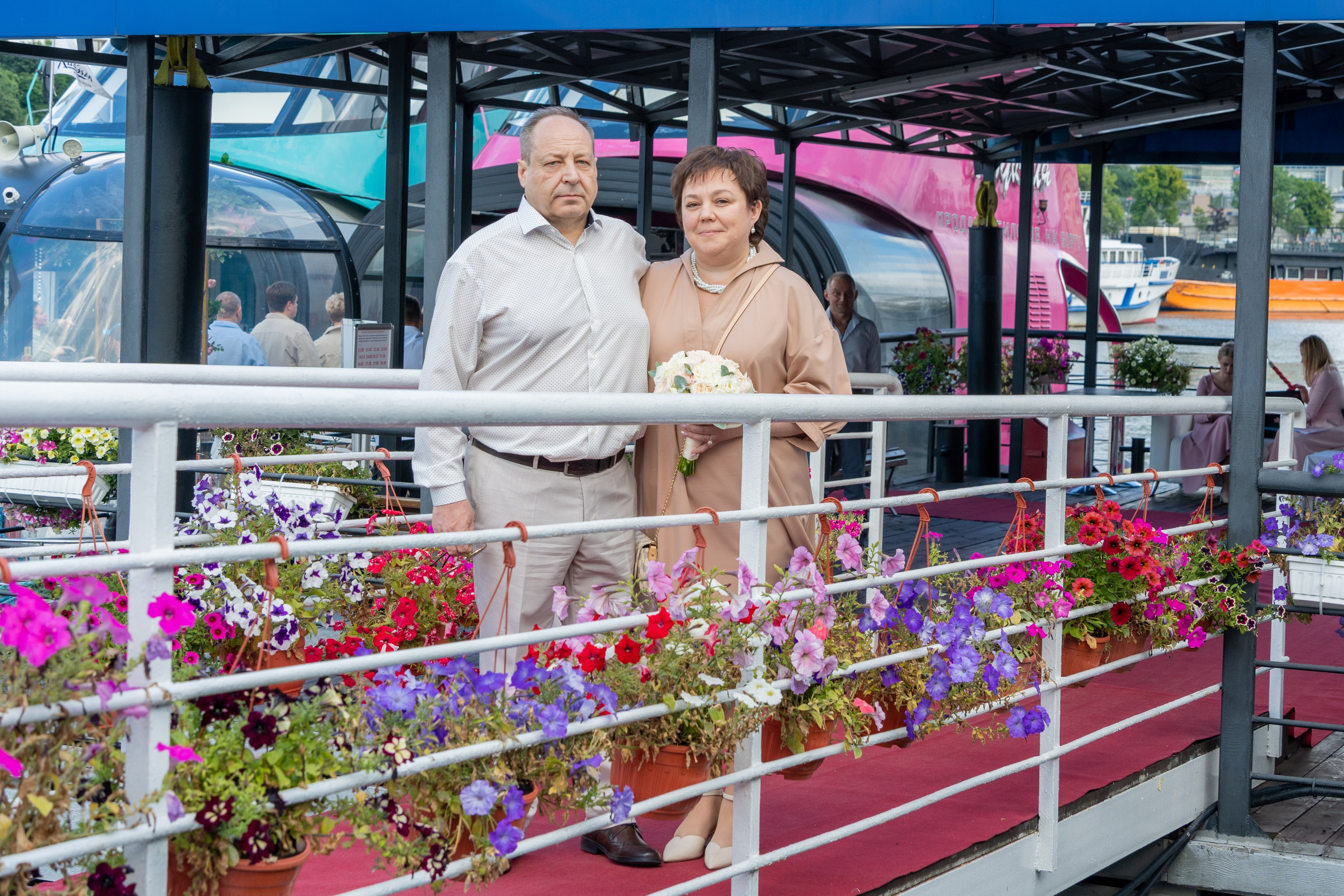 Юлия и Сергей. Регистрация на кораблике