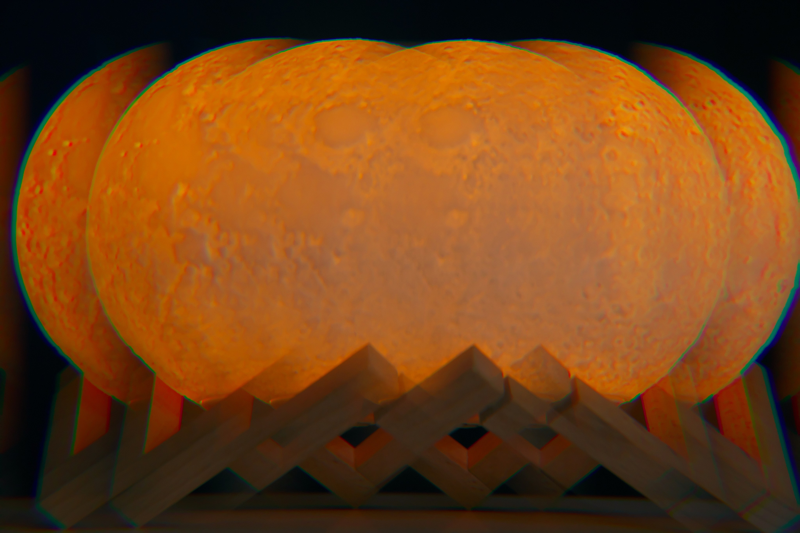 Первые весенние листочки 🌿. Миша Печёнкин | фотография