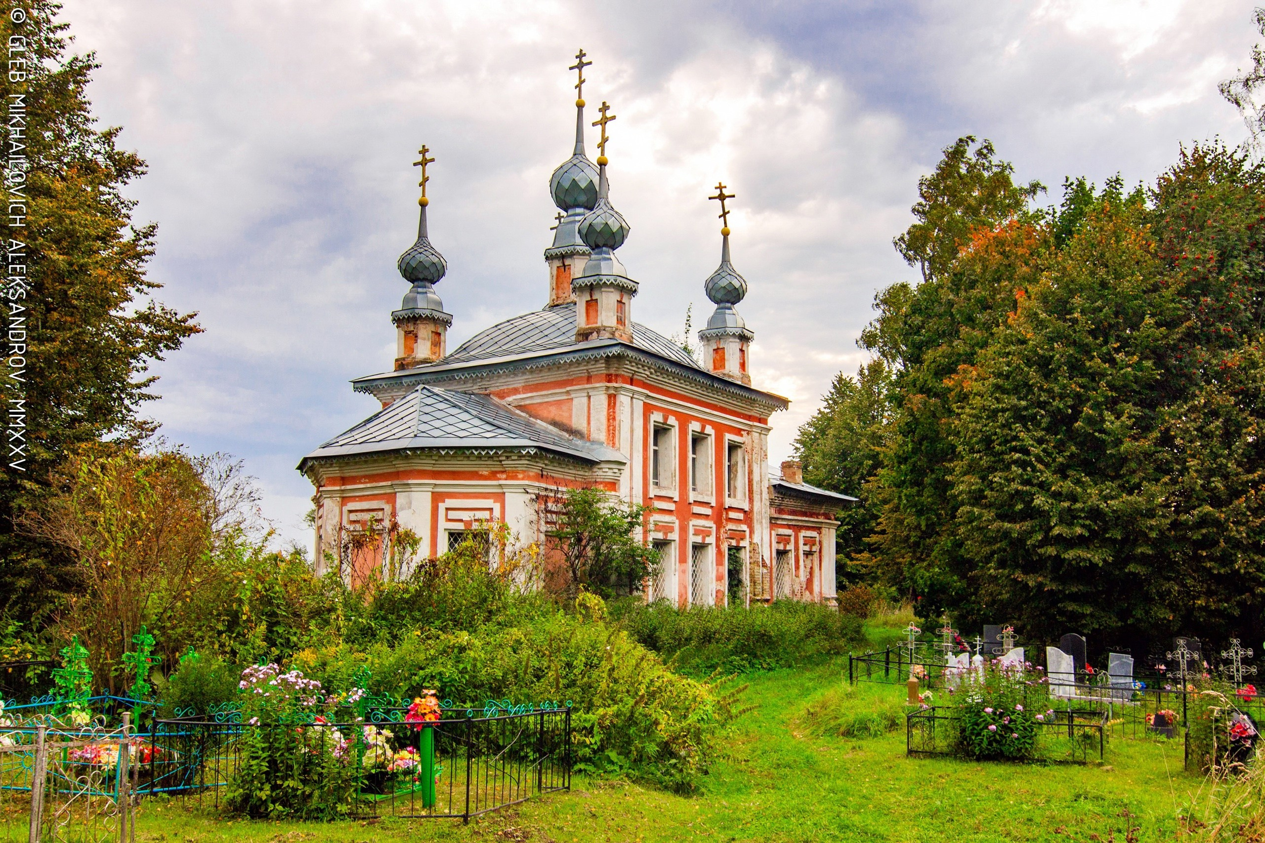 Леонтьевский погост. Храм Михаила Архангела