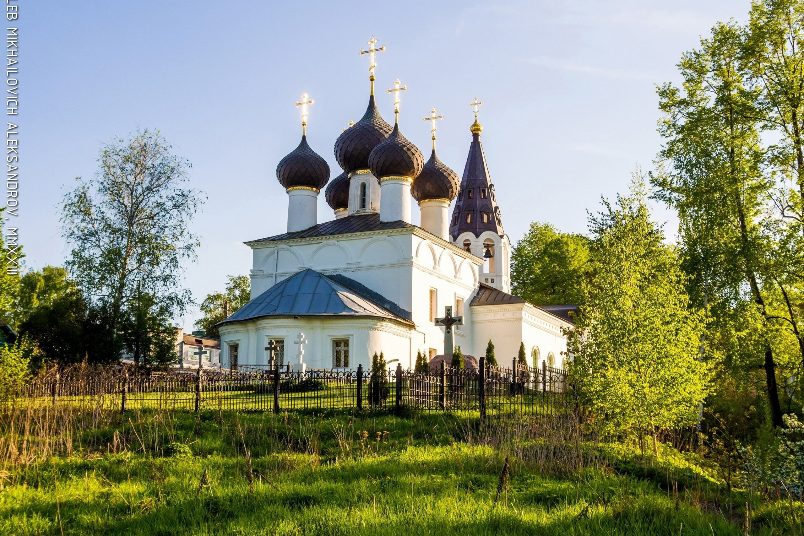 Норское. Храм Троицы Живоначальной
