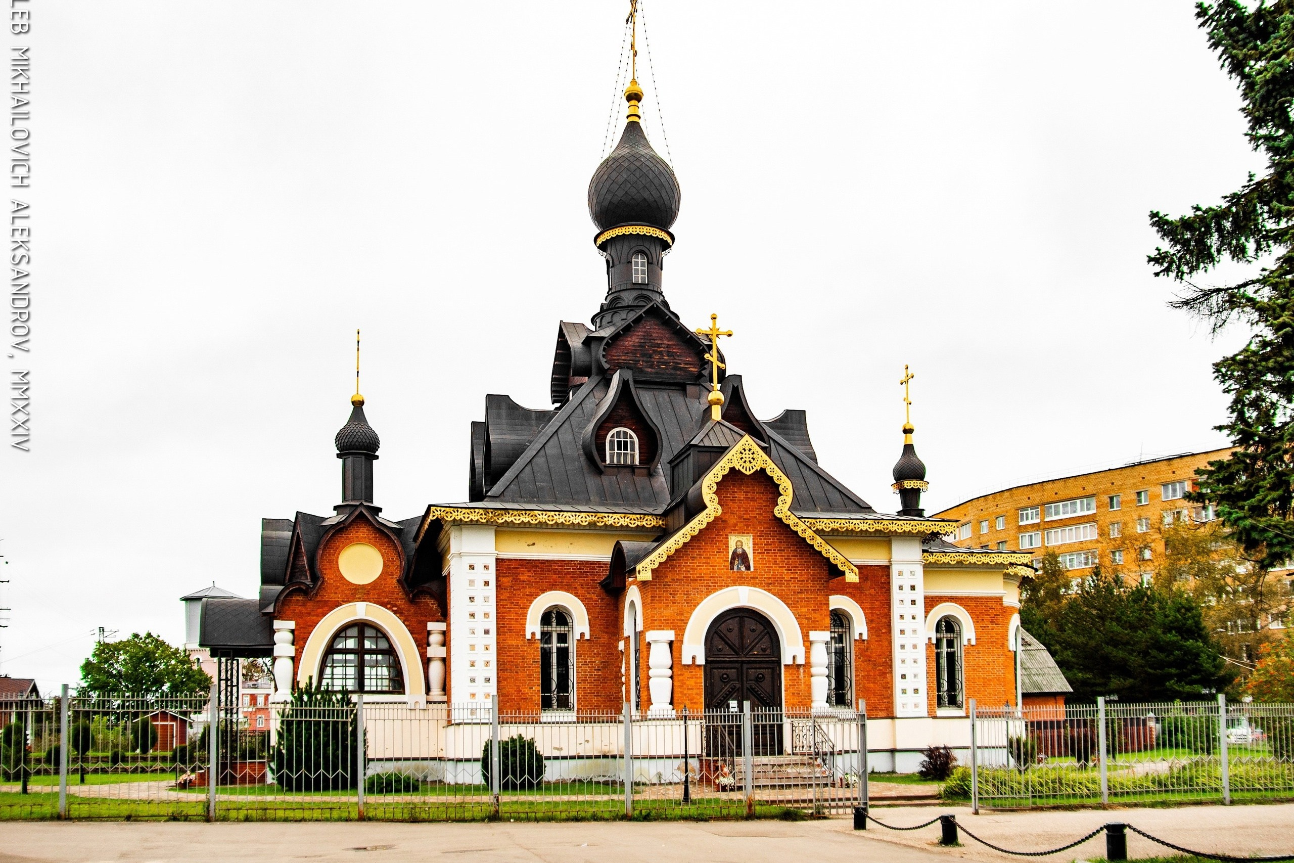 Александров. Храм Серафима Саровского